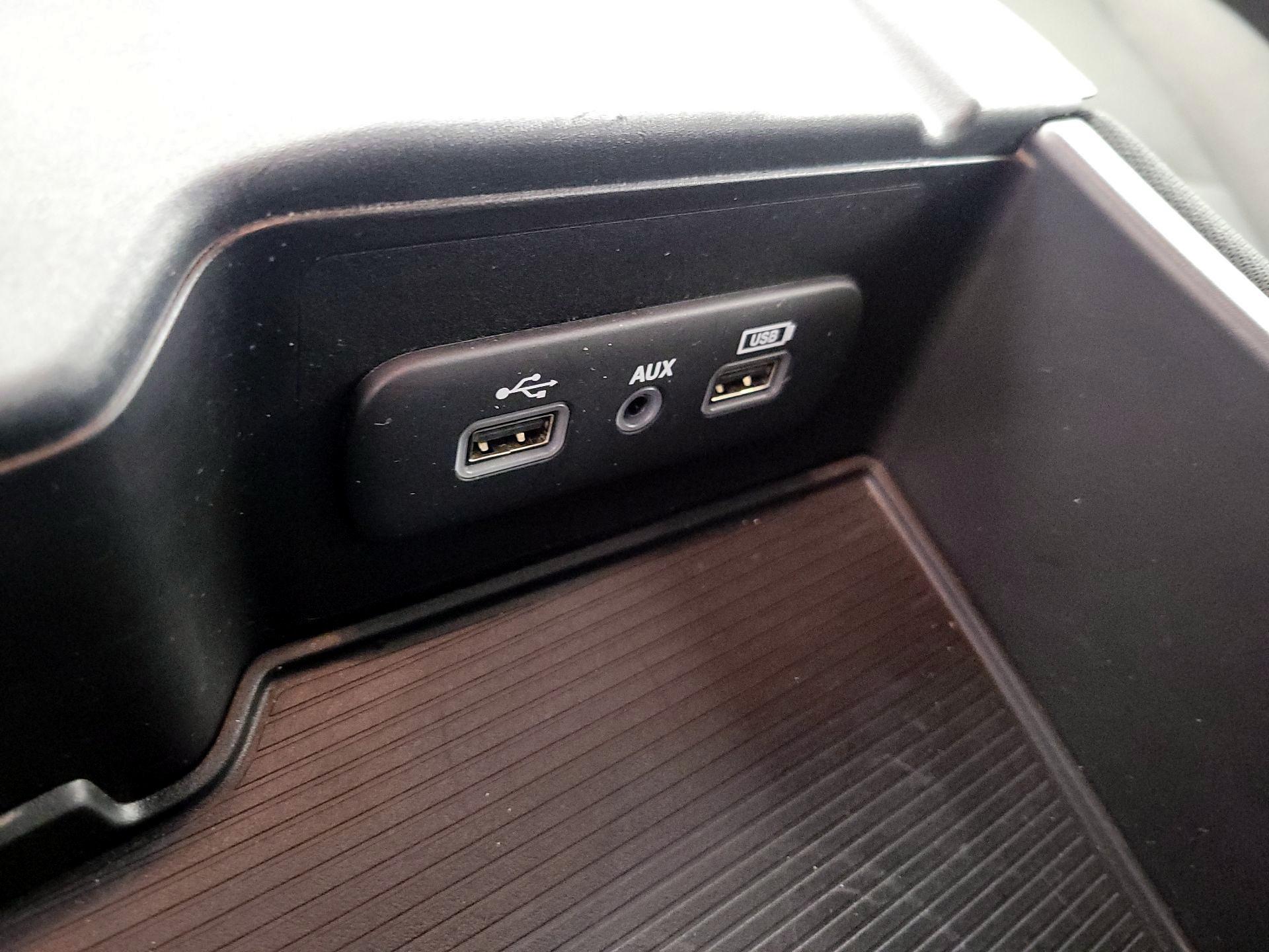 Thumbnail: 2022 RAM 1500 Classic - 18