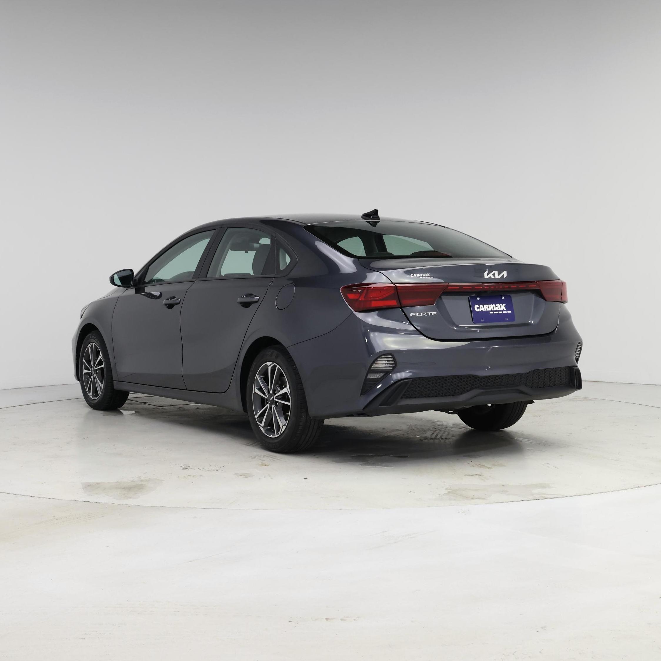 Thumbnail: 2023 Kia Forte - 2