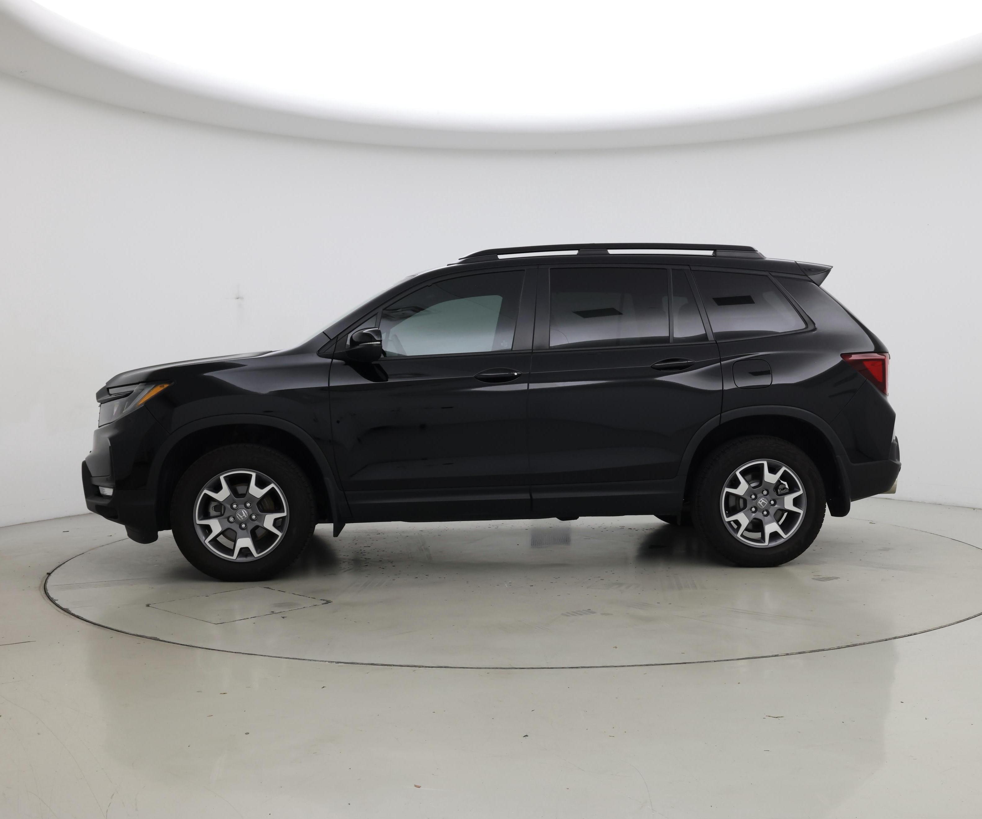 Thumbnail: 2023 Honda Passport - 3