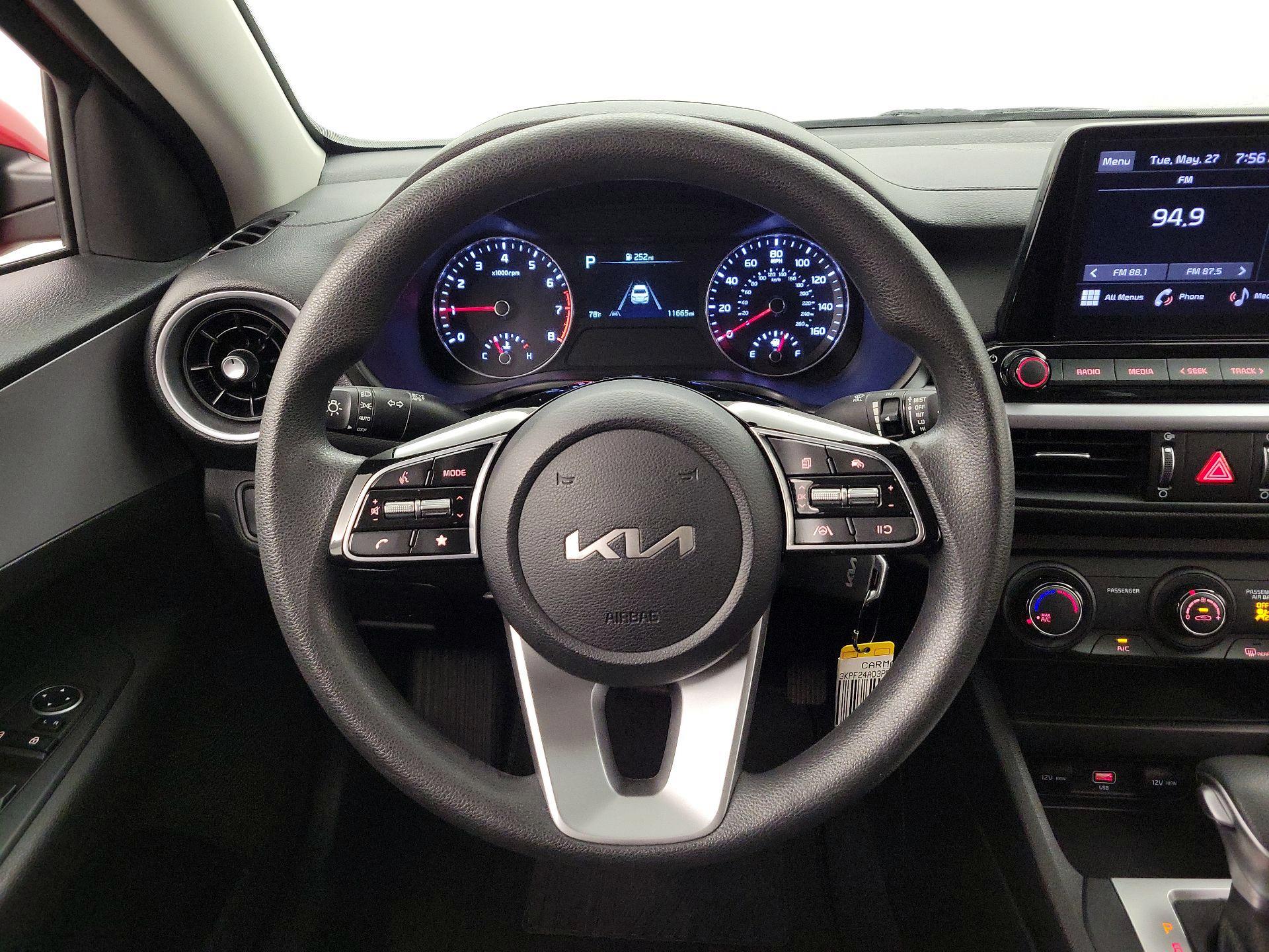 Thumbnail: 2023 Kia Forte - 10