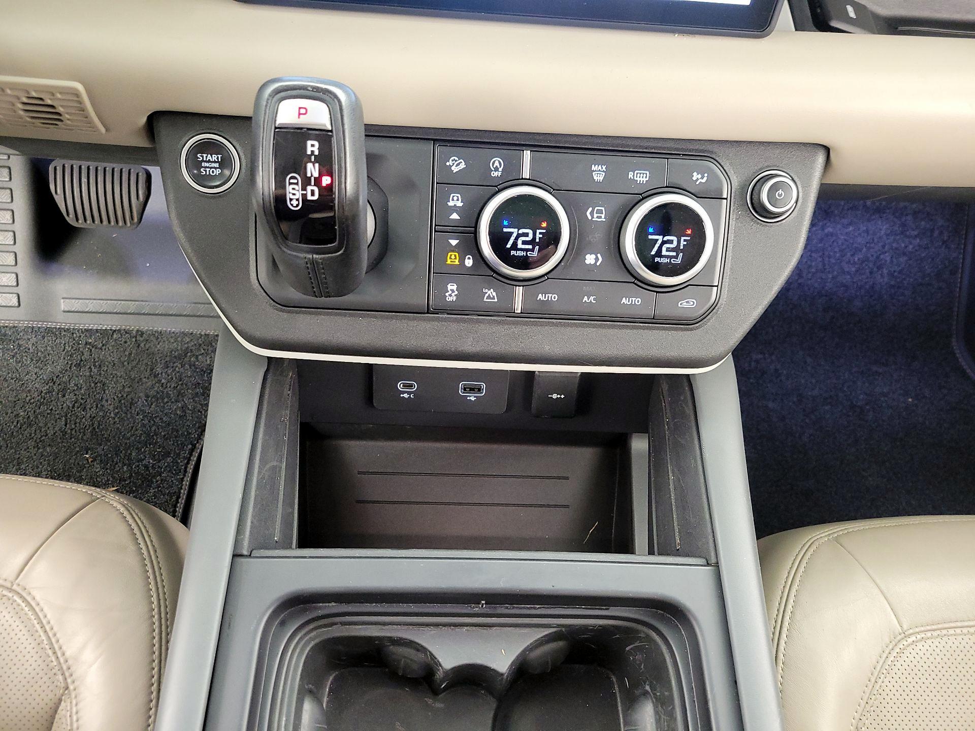 Thumbnail: 2020 Land Rover Defender - 18