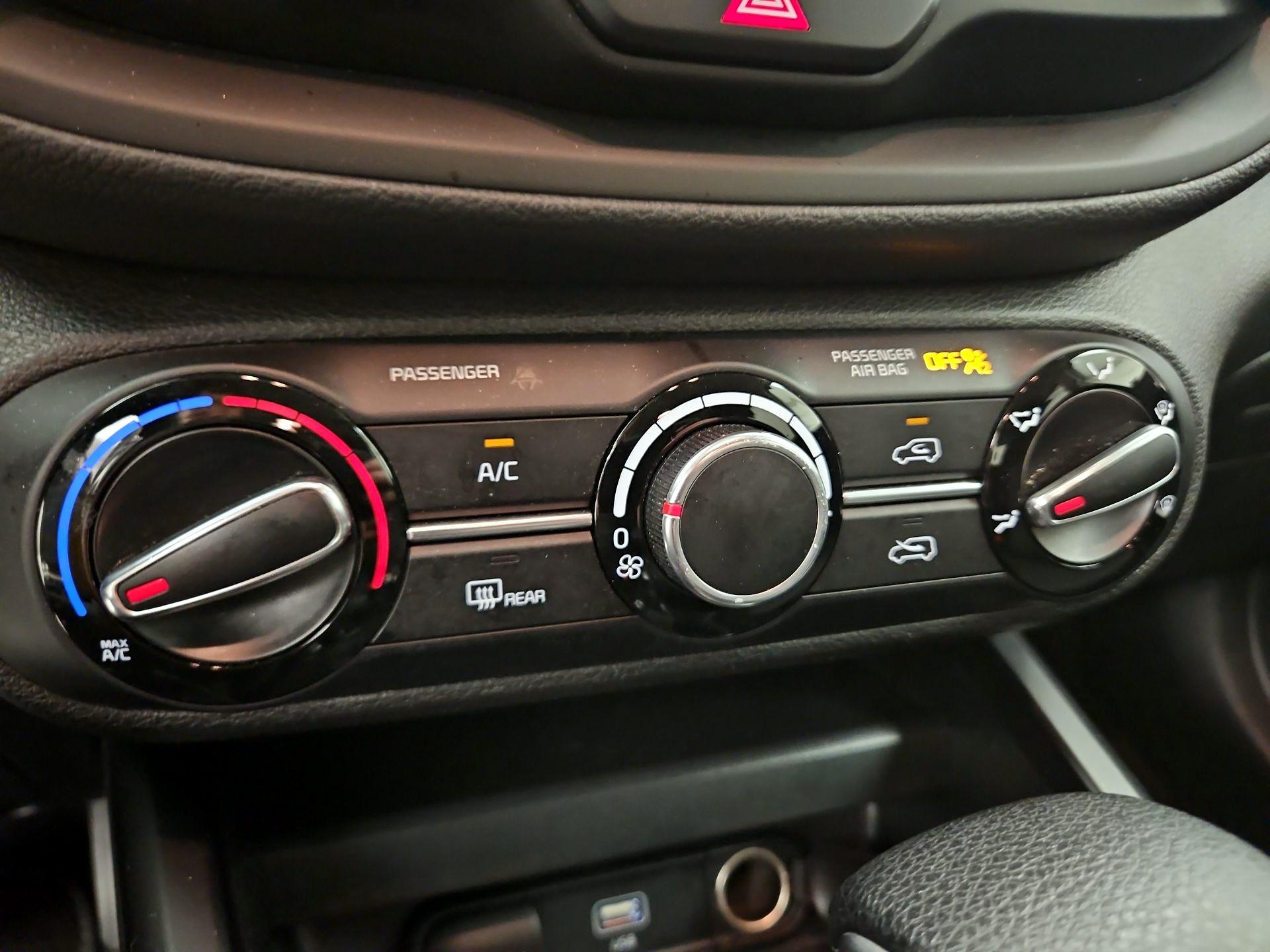 Thumbnail: 2023 Kia Soul - 16