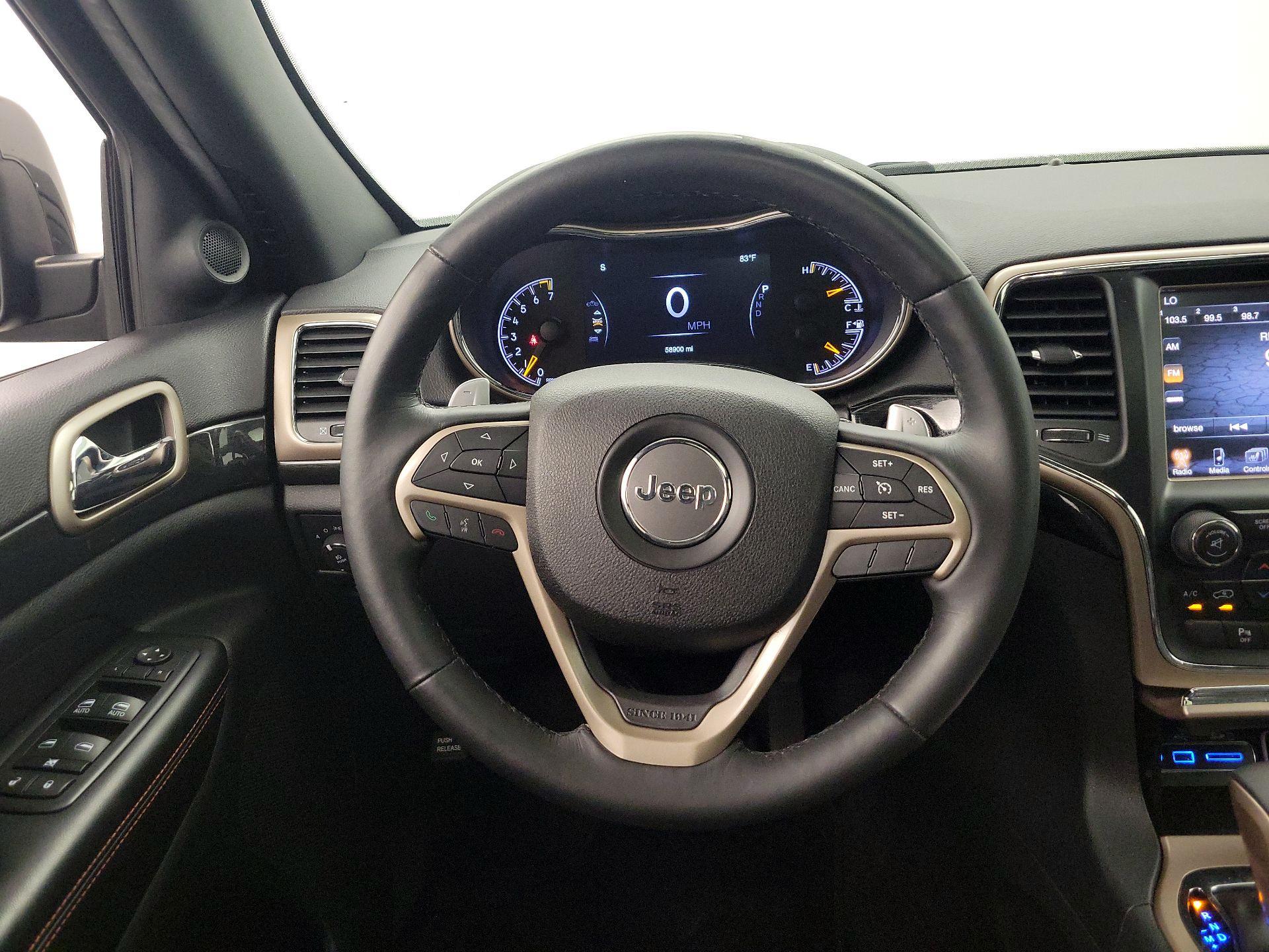 Thumbnail: 2016 Jeep Grand Cherokee - 10