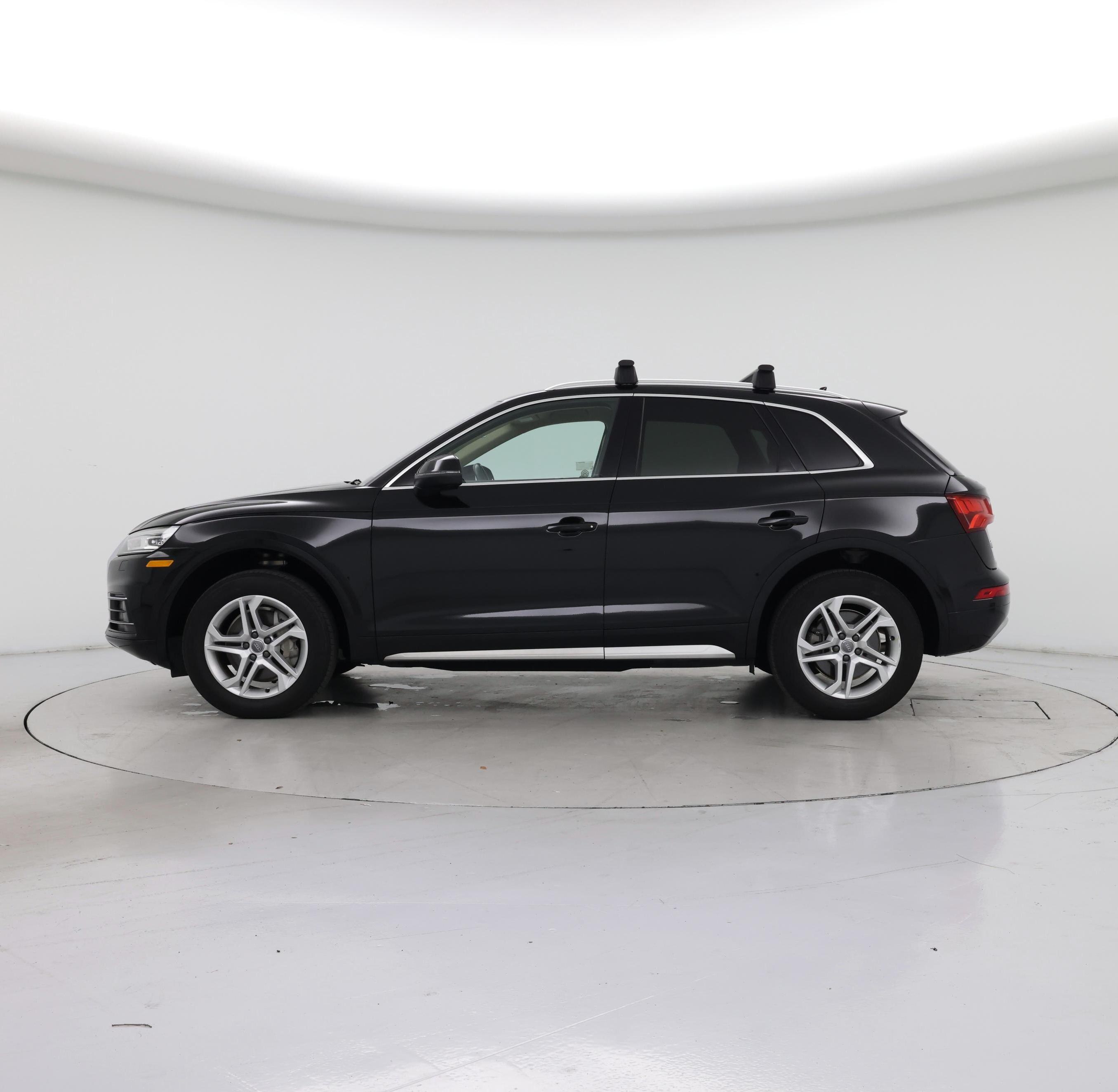 Thumbnail: 2019 Audi Q5 - 3
