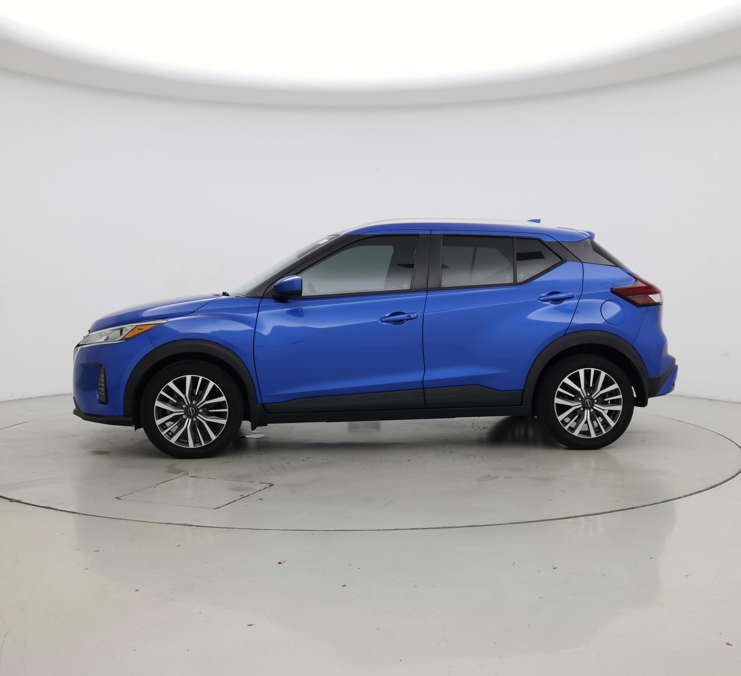 Thumbnail: 2023 Nissan Kicks - 3