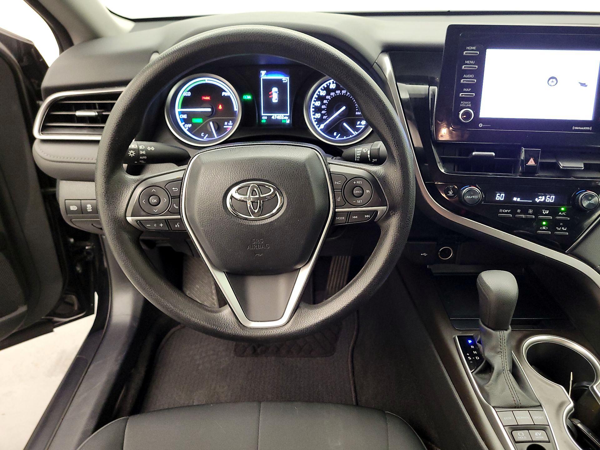 Thumbnail: 2022 Toyota Camry - 10
