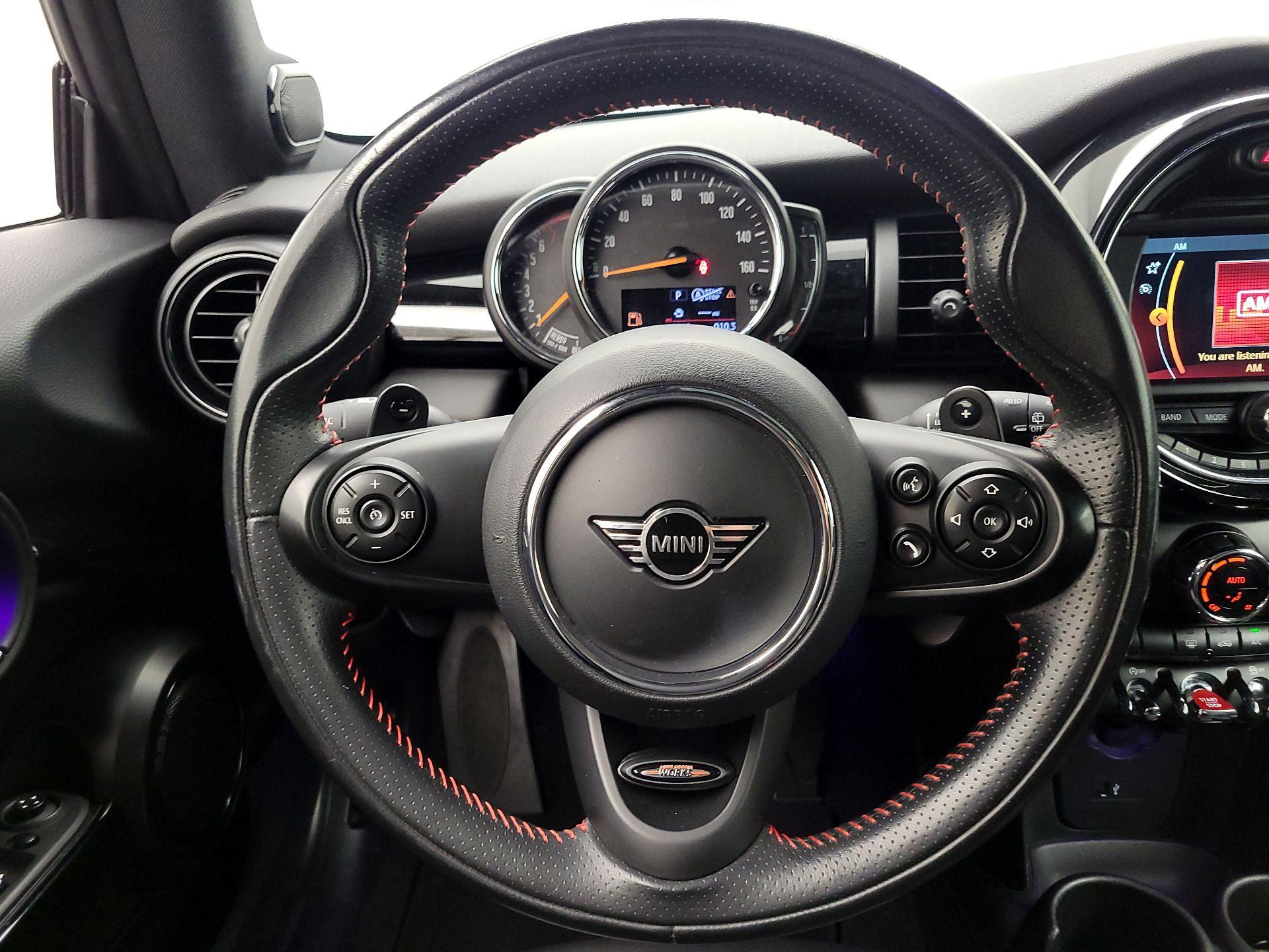 Thumbnail: 2020 MINI Cooper Hardtop - 10