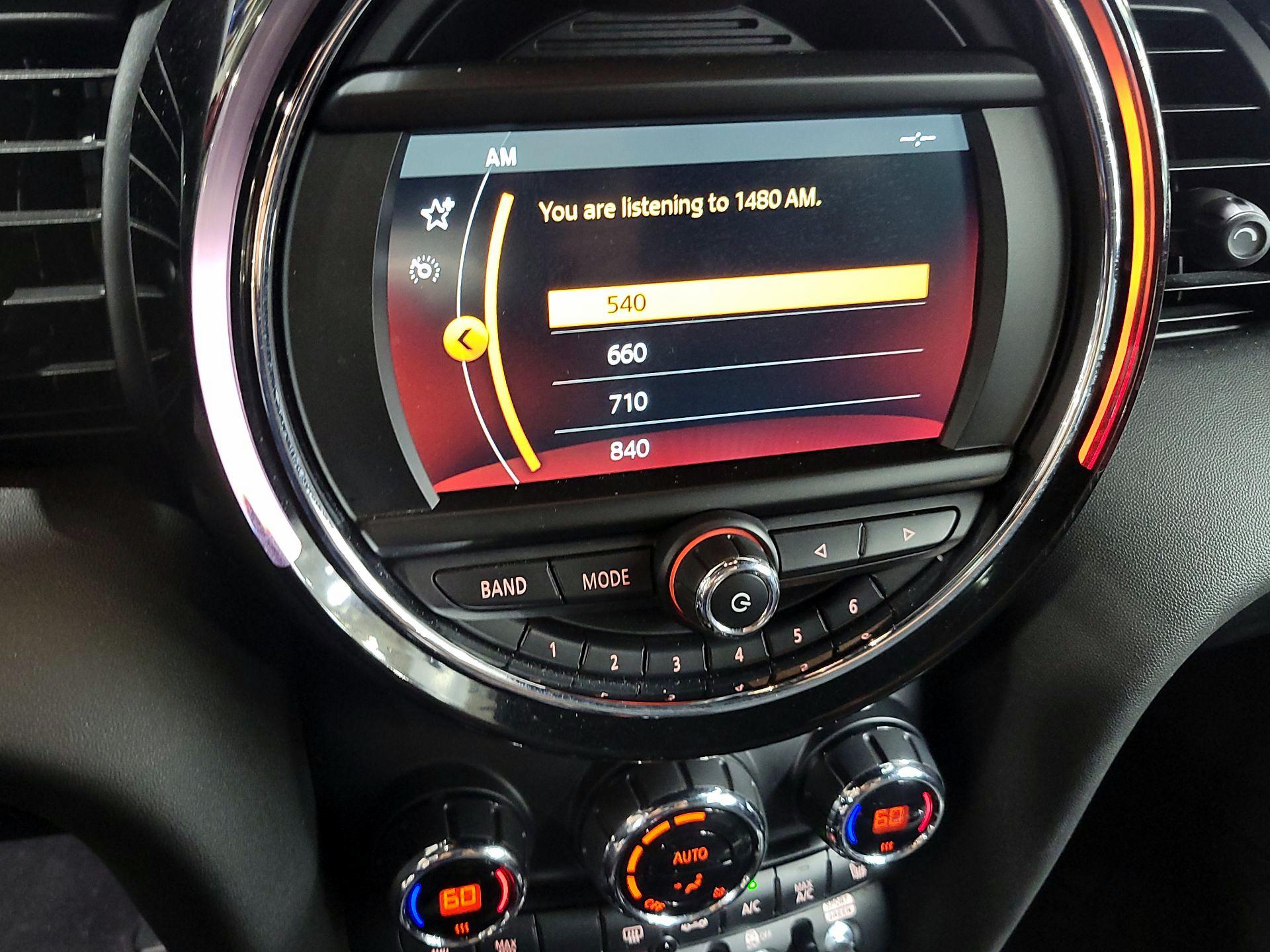 Thumbnail: 2020 MINI Cooper Hardtop - 13