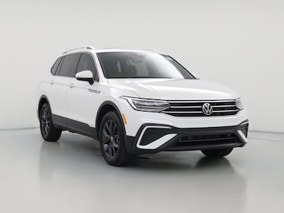 White 2023 Volkswagen Tiguan SE