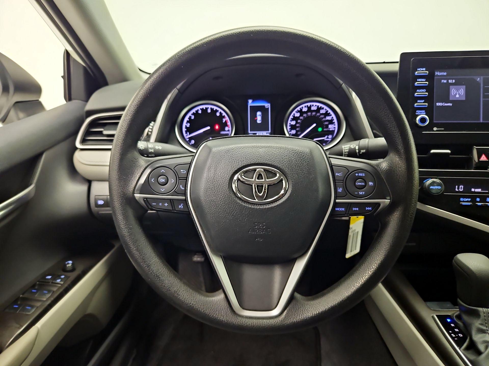 Thumbnail: 2023 Toyota Camry - 10