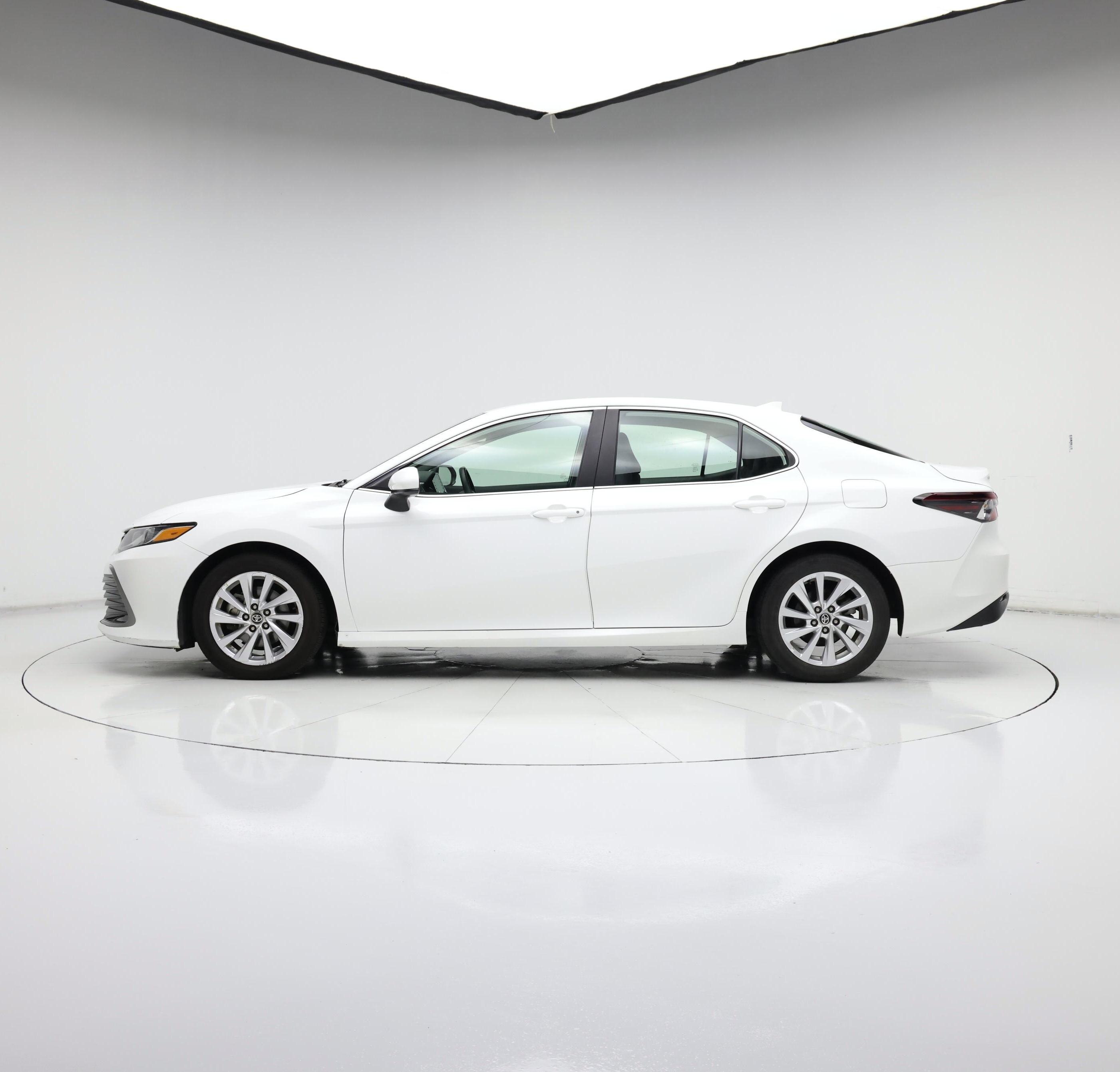Thumbnail: 2023 Toyota Camry - 3
