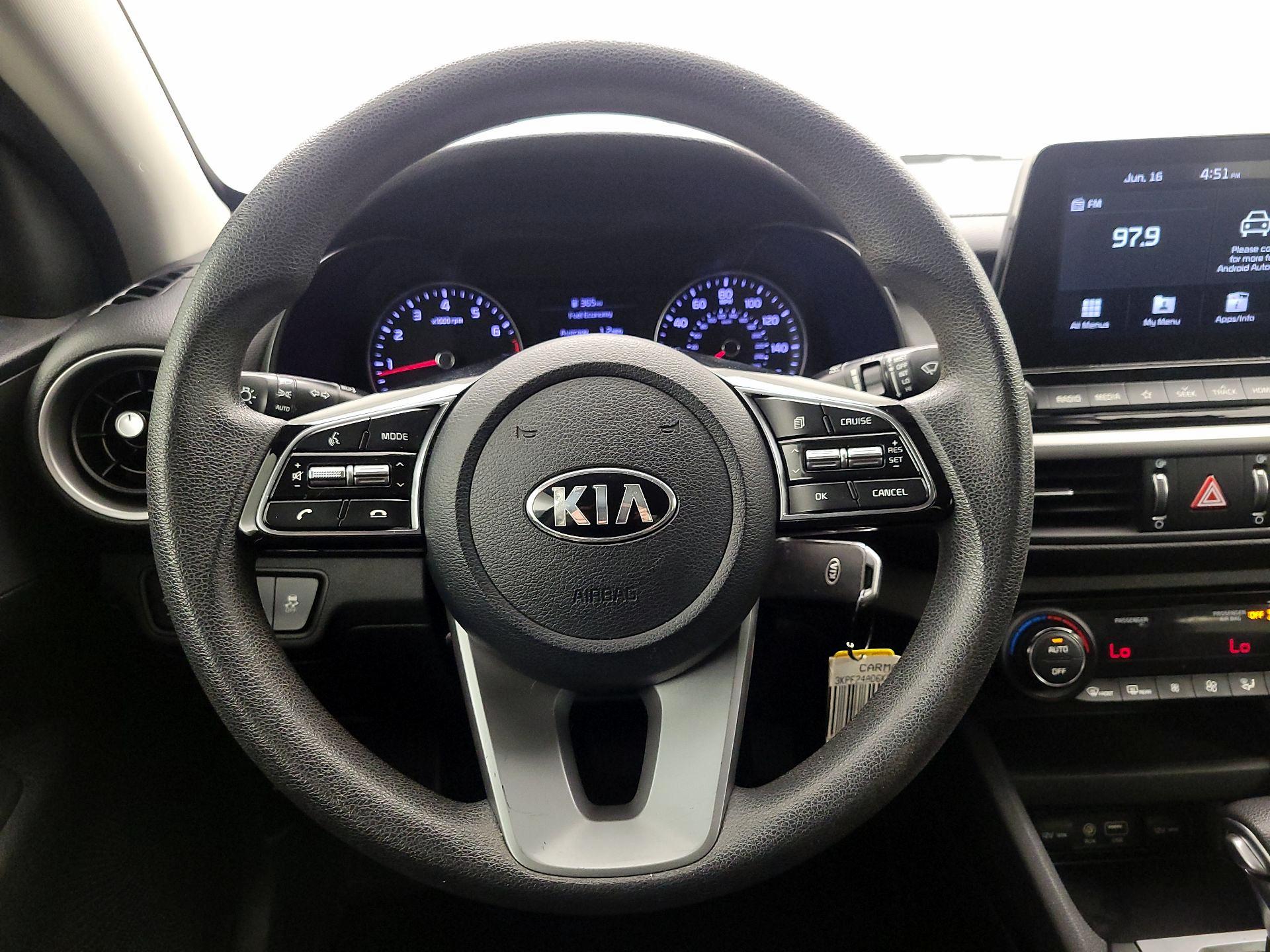 Thumbnail: 2019 Kia Forte - 10