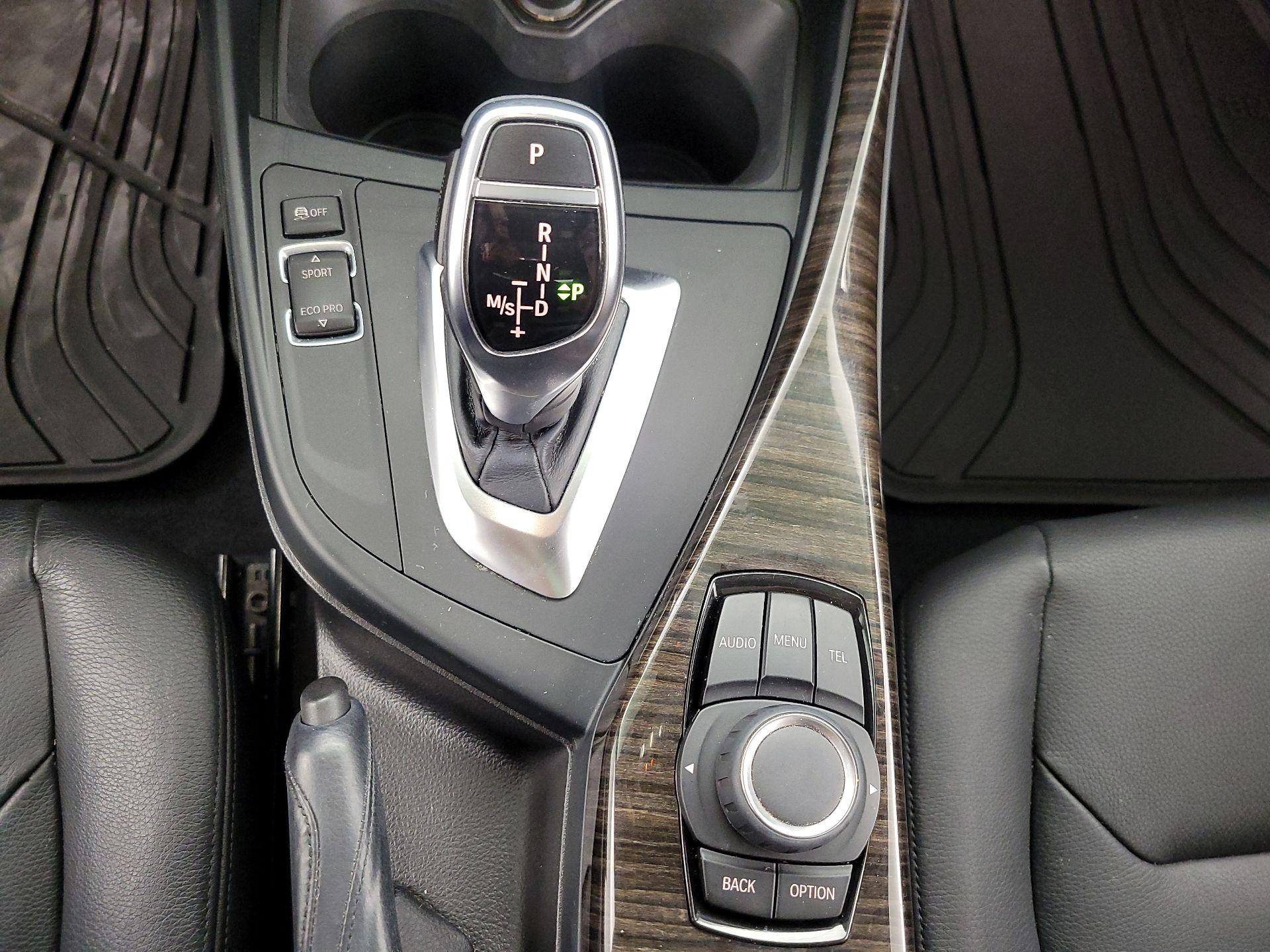 Thumbnail: 2014 BMW 2 Series - 16
