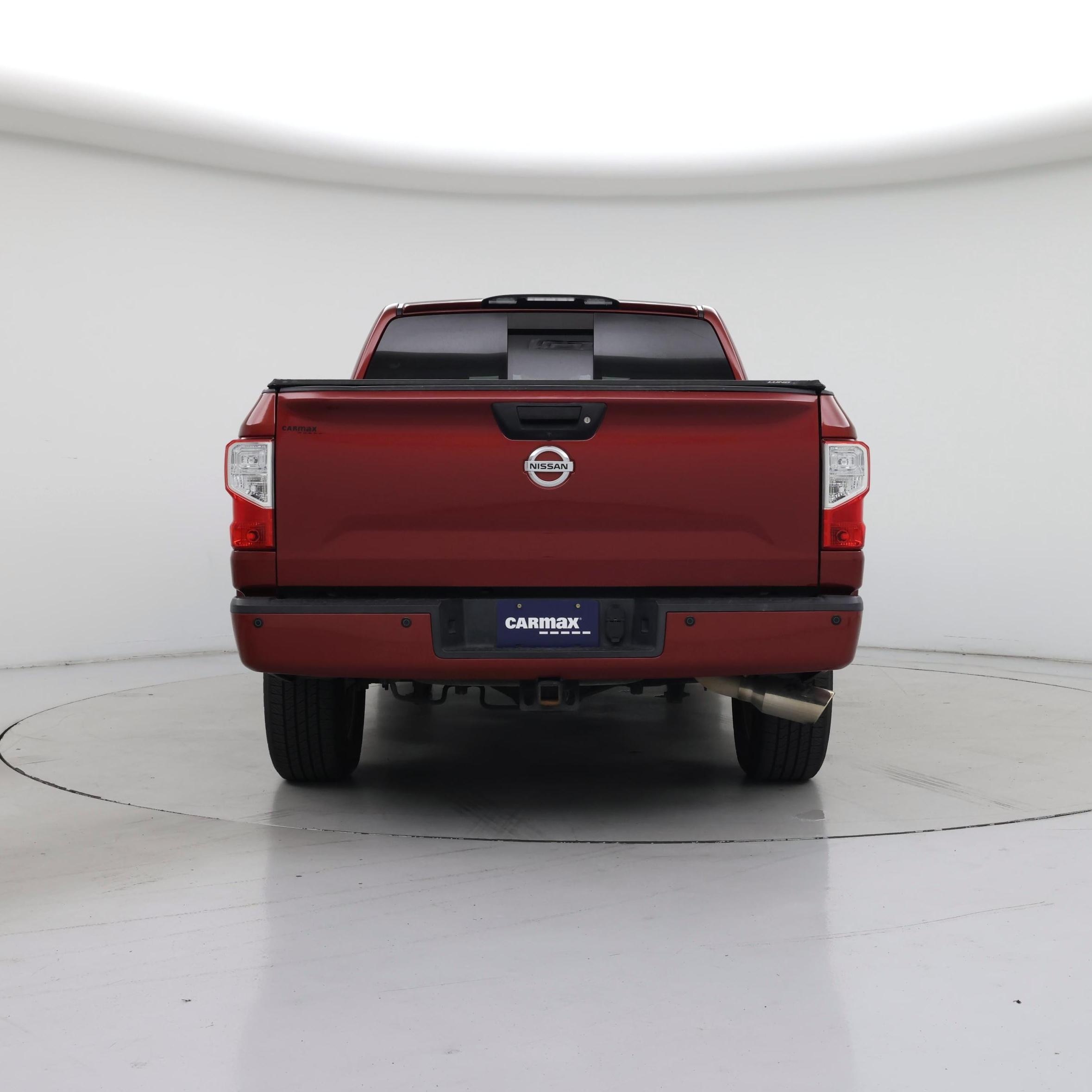 Thumbnail: 2017 Nissan Titan - 6