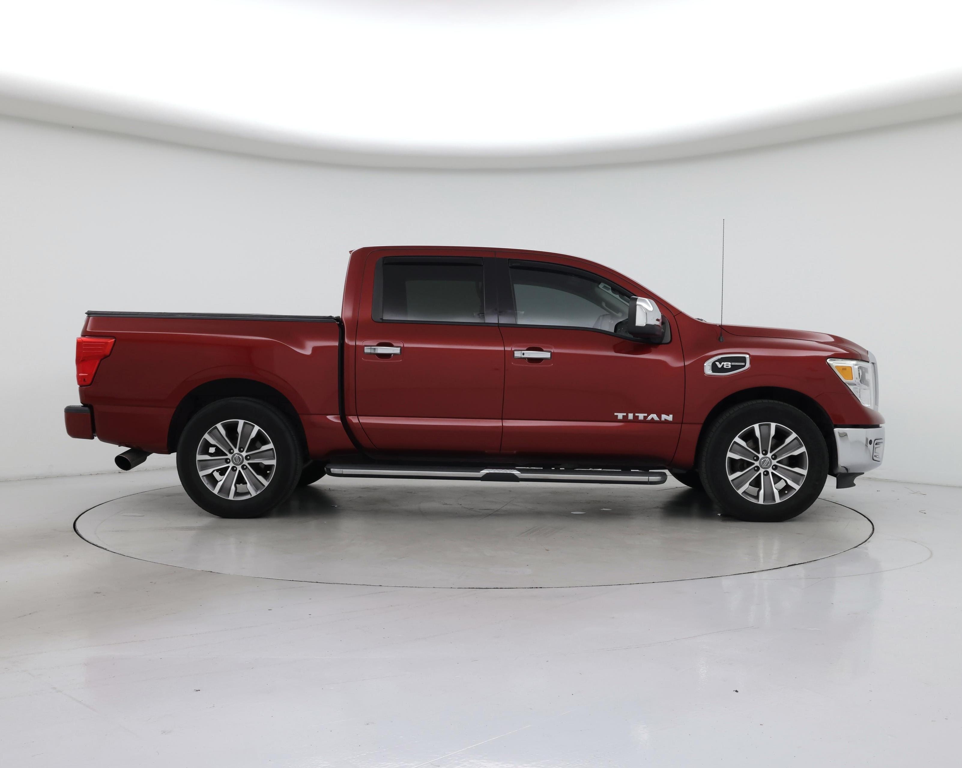 Thumbnail: 2017 Nissan Titan - 7