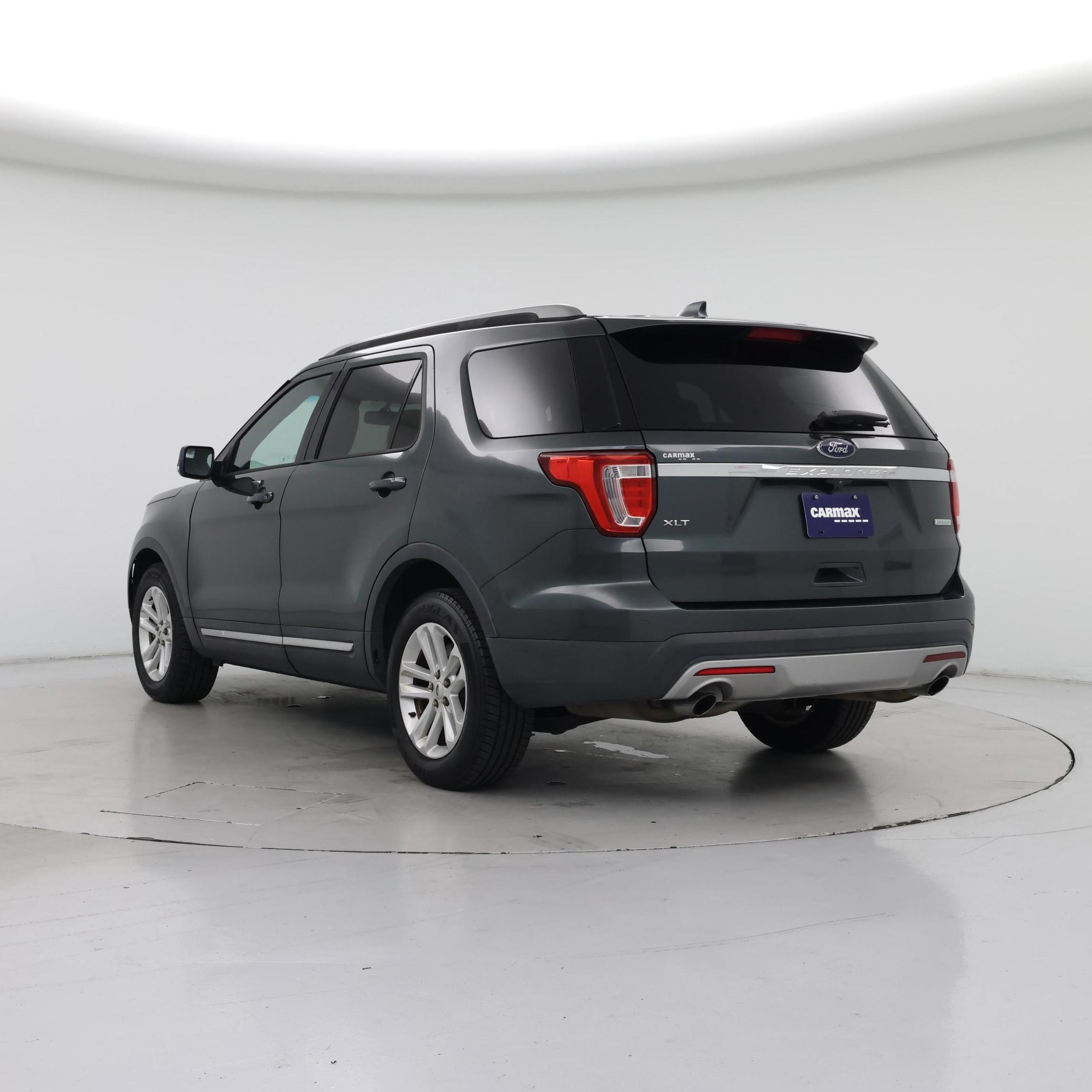 Thumbnail: 2016 Ford Explorer - 2