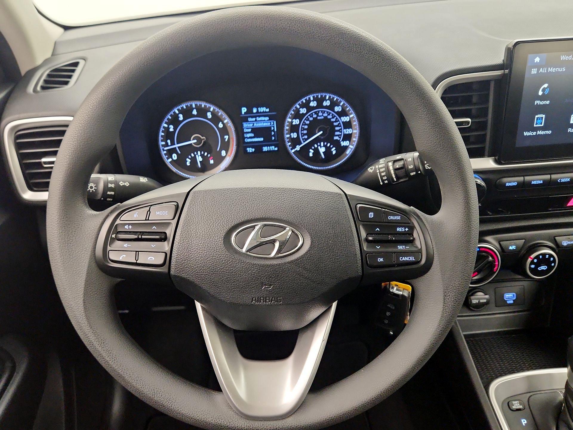 Thumbnail: 2021 Hyundai Venue - 10
