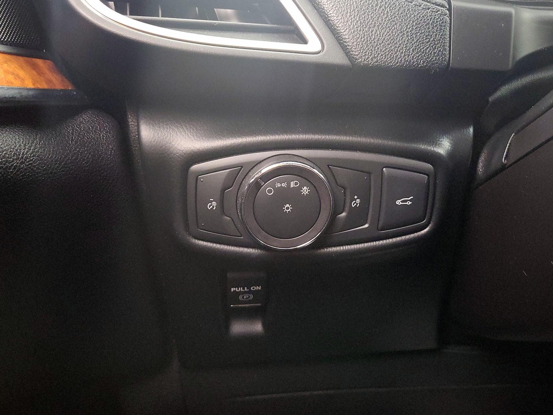 Thumbnail: 2017 Lincoln MKX - 13