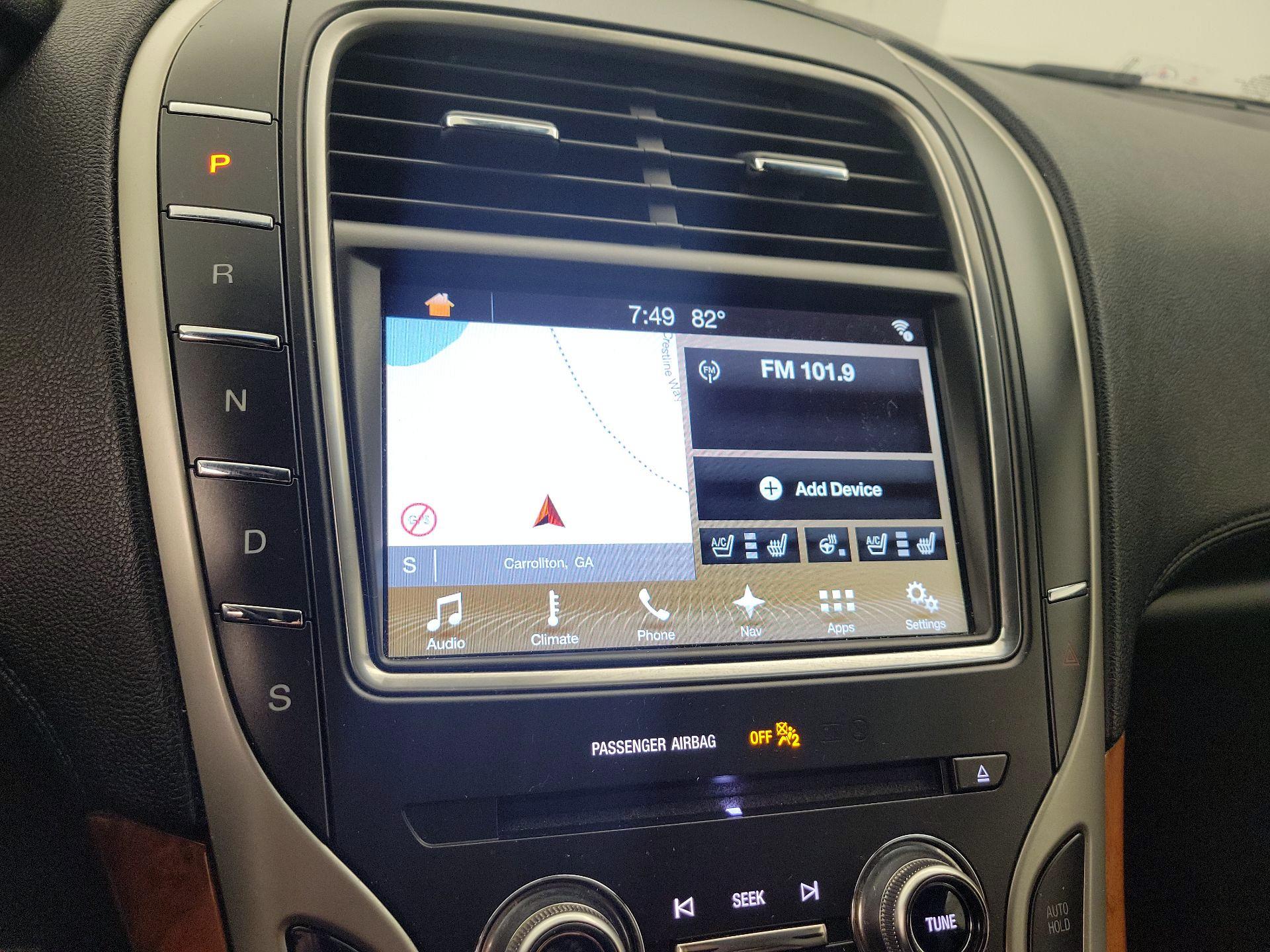 Thumbnail: 2017 Lincoln MKX - 16