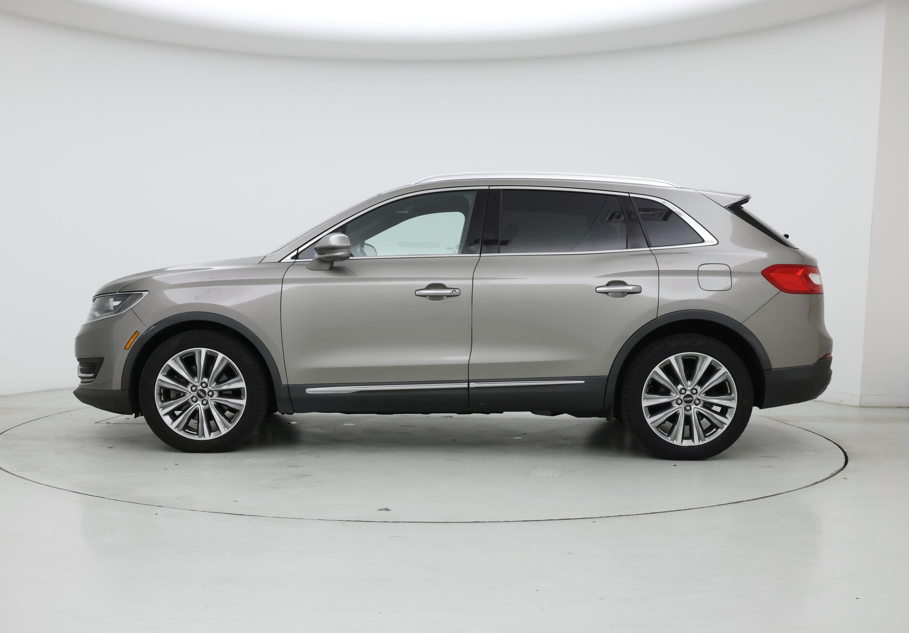 Thumbnail: 2017 Lincoln MKX - 3