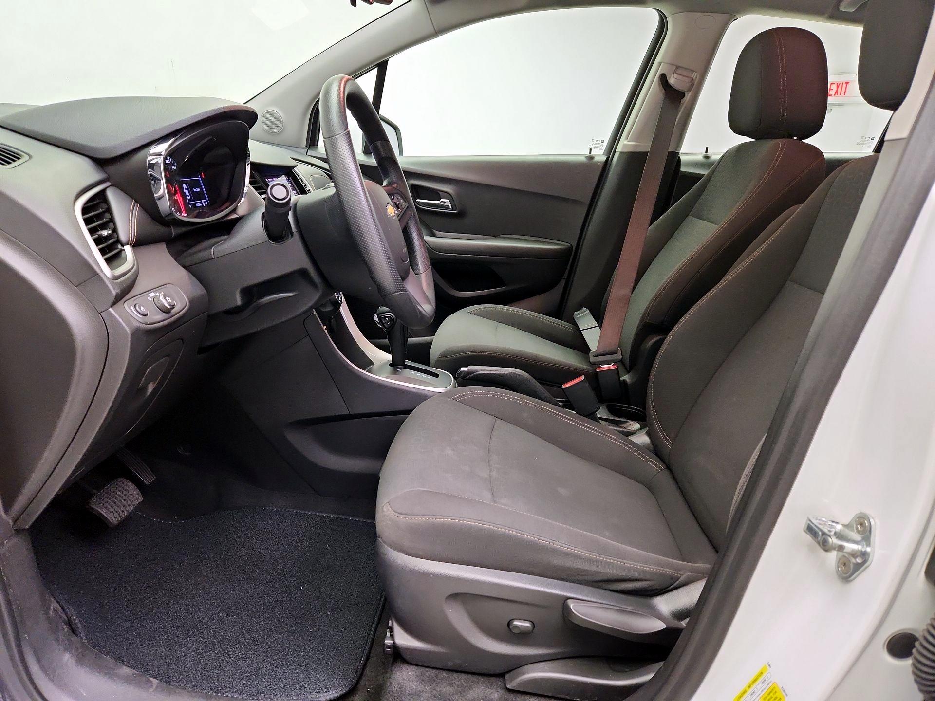 Thumbnail: 2020 Chevrolet Trax - 11