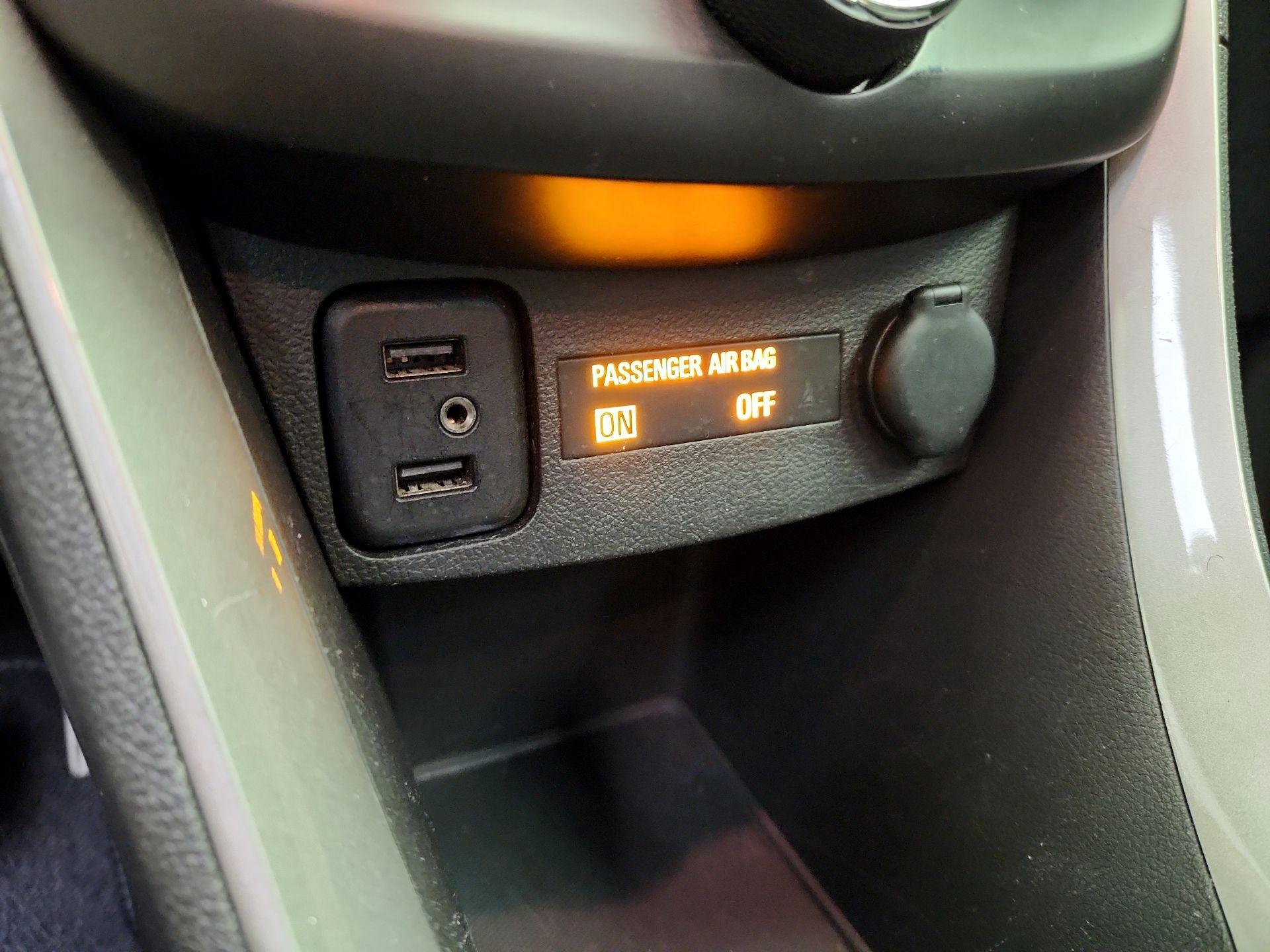 Thumbnail: 2020 Chevrolet Trax - 18