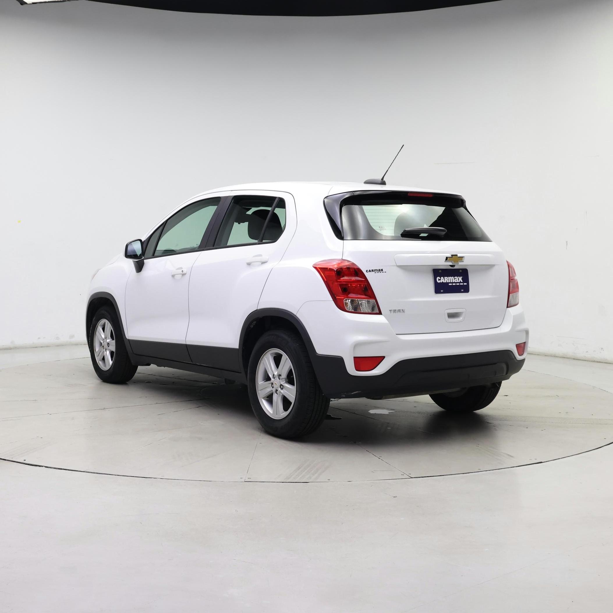 Thumbnail: 2020 Chevrolet Trax - 2
