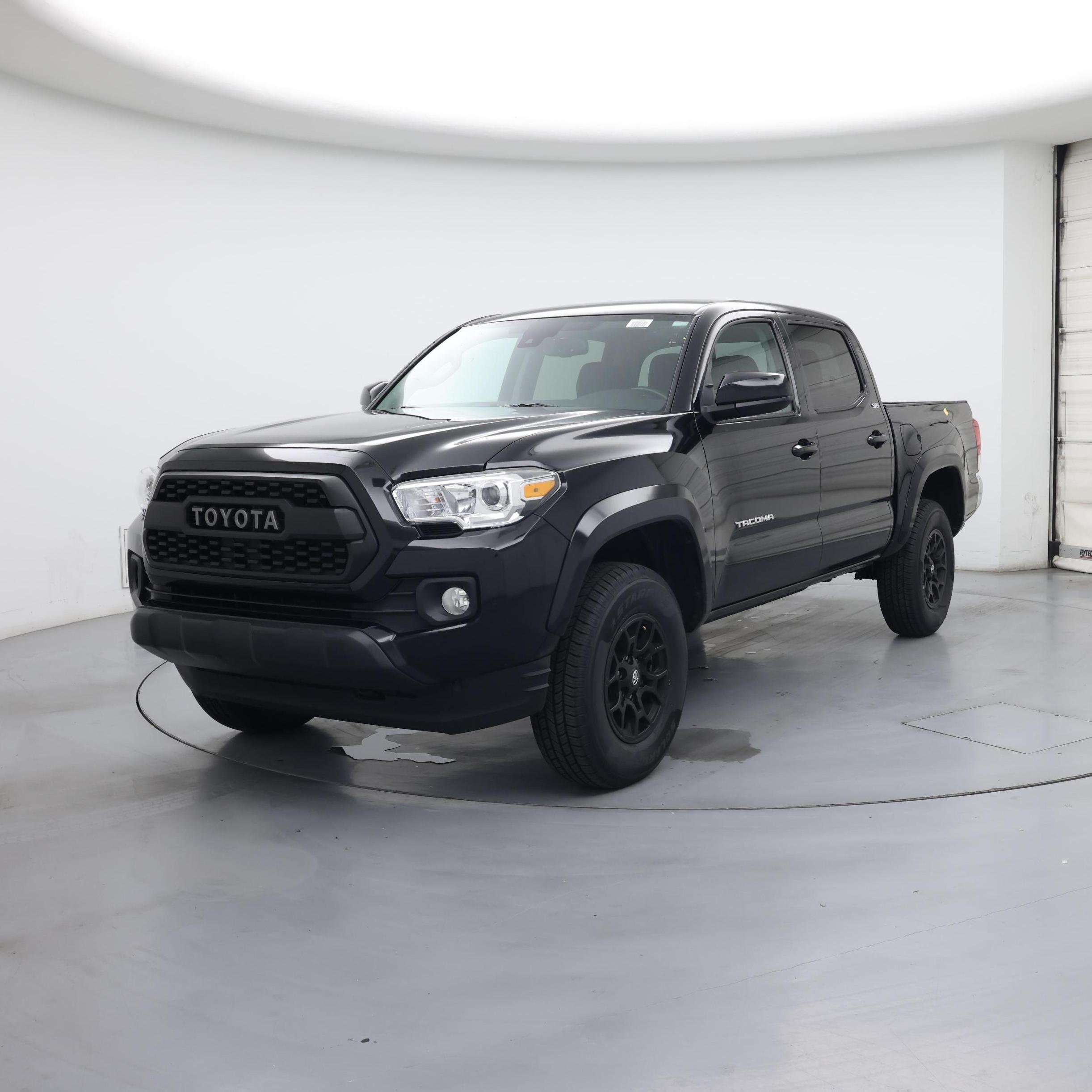 Thumbnail: 2022 Toyota Tacoma - 4