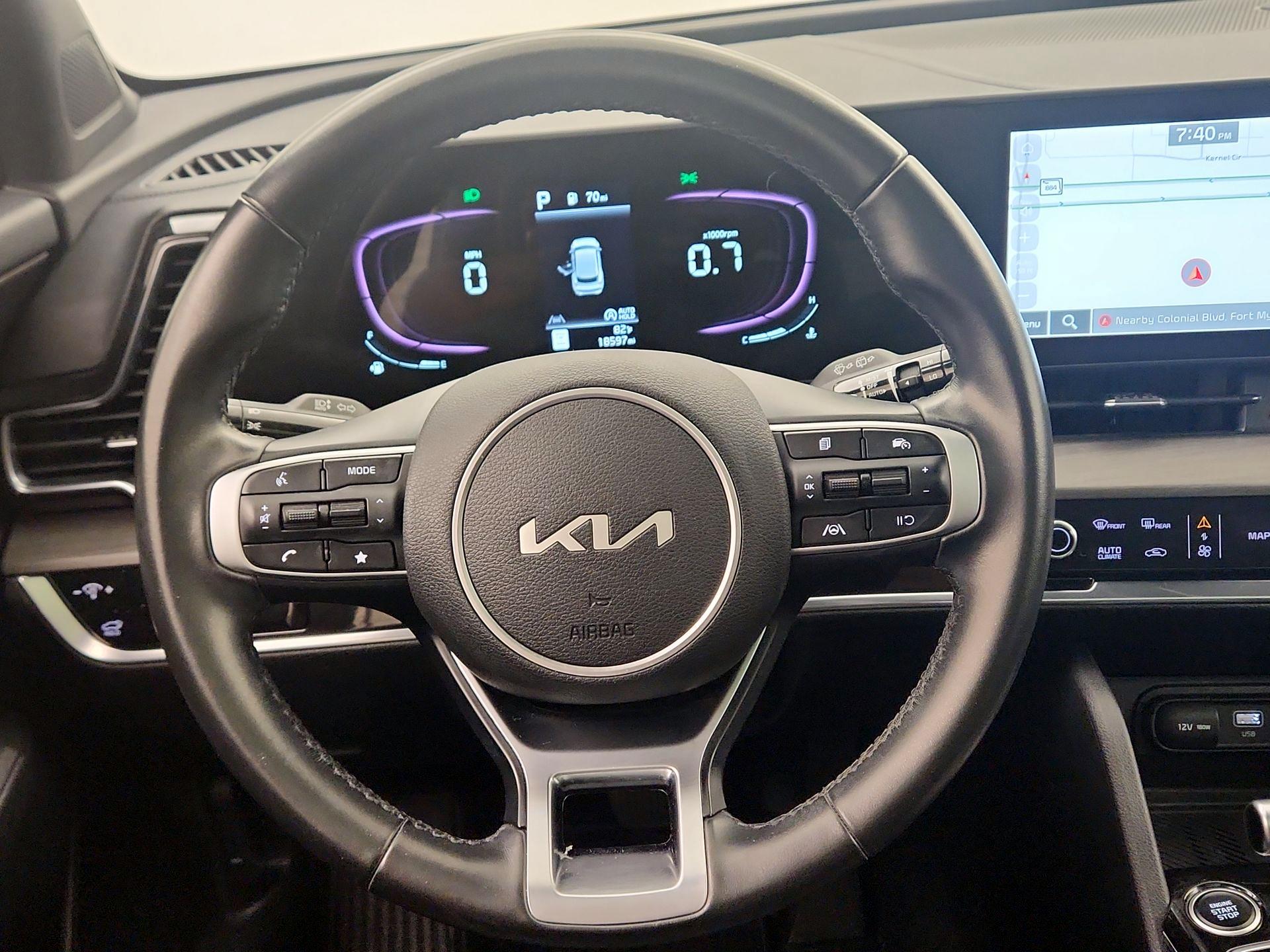 Thumbnail: 2023 Kia Sportage - 10