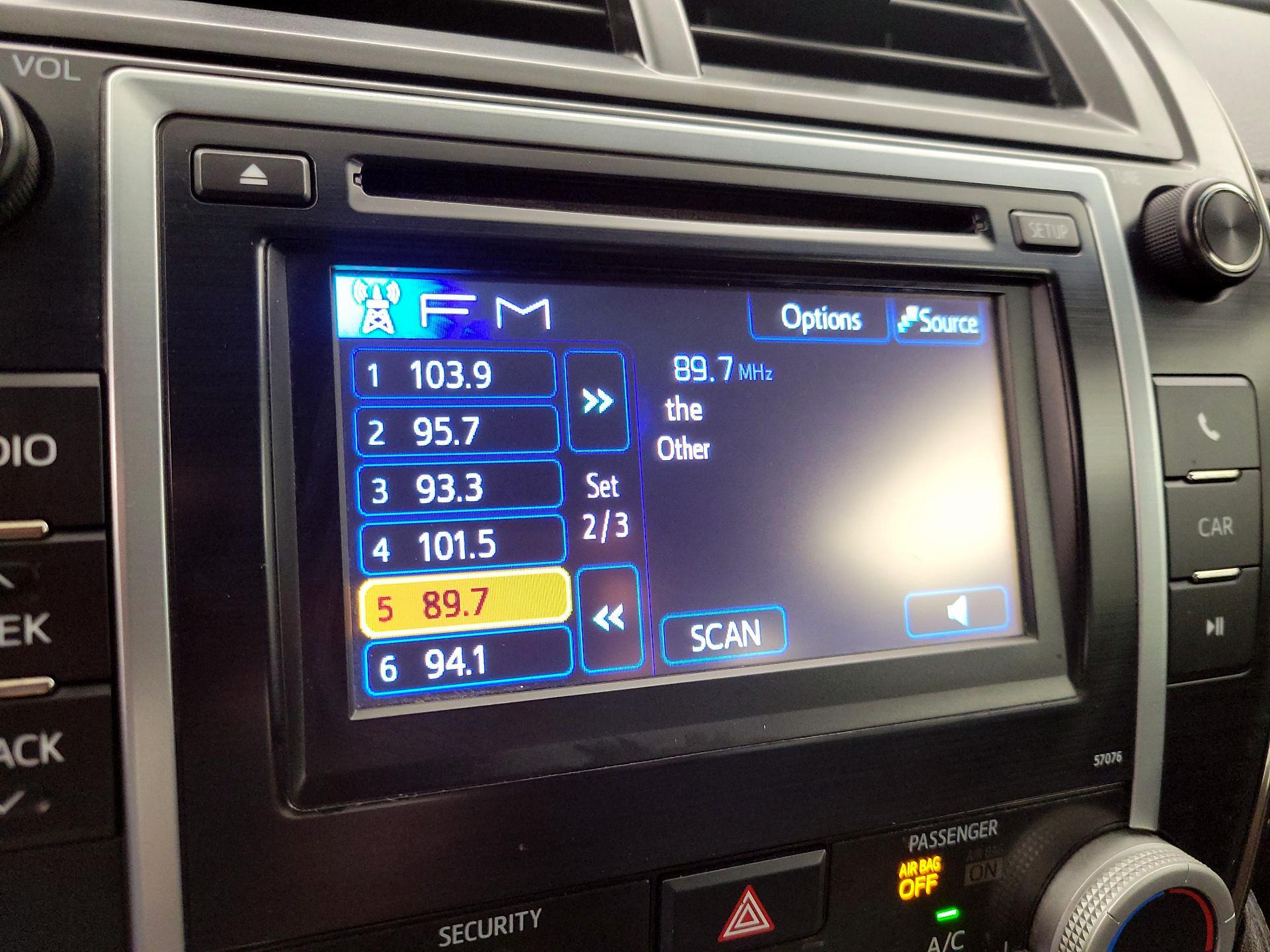Thumbnail: 2013 Toyota Camry - 14