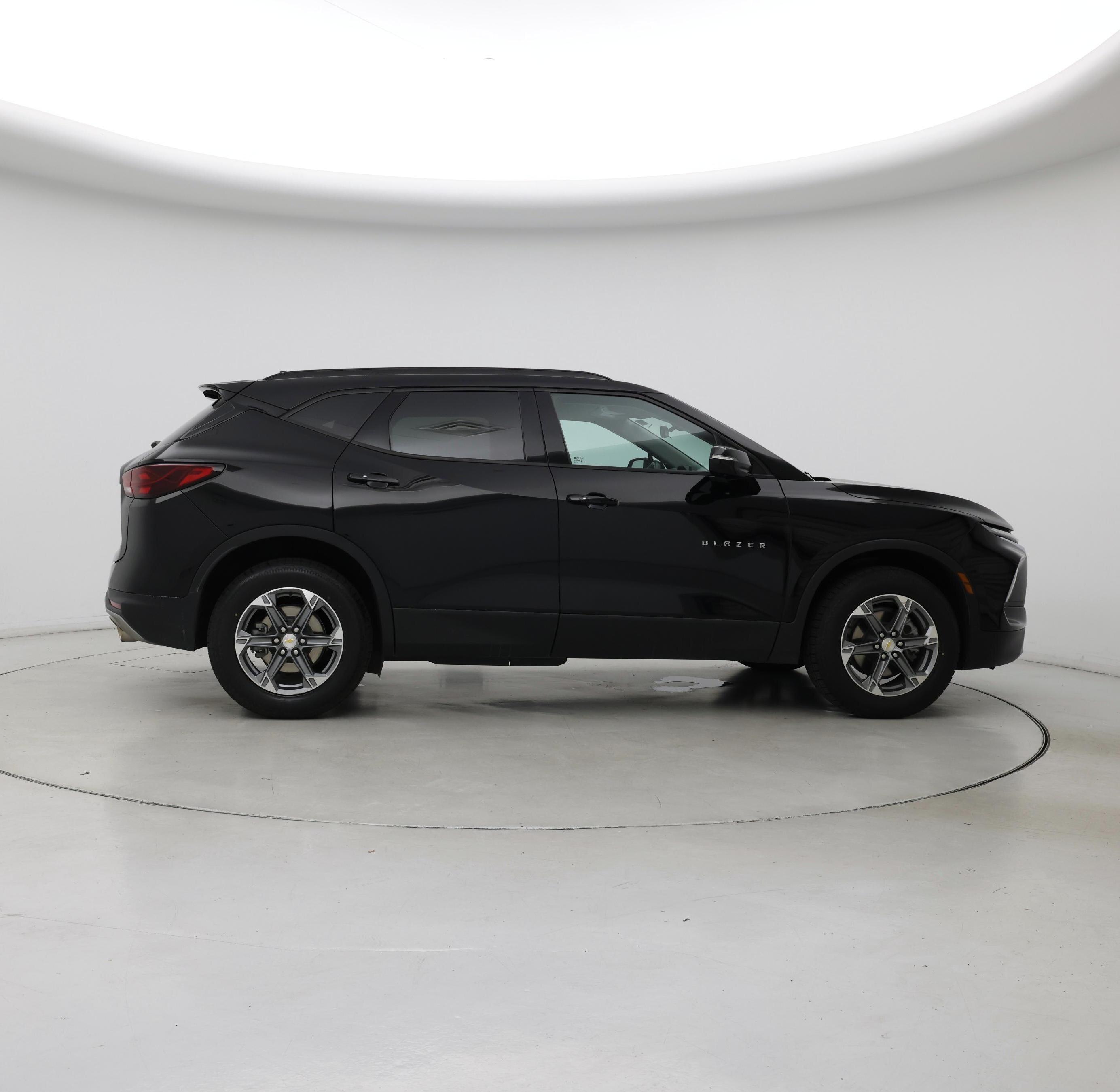 Thumbnail: 2023 Chevrolet Blazer - 7