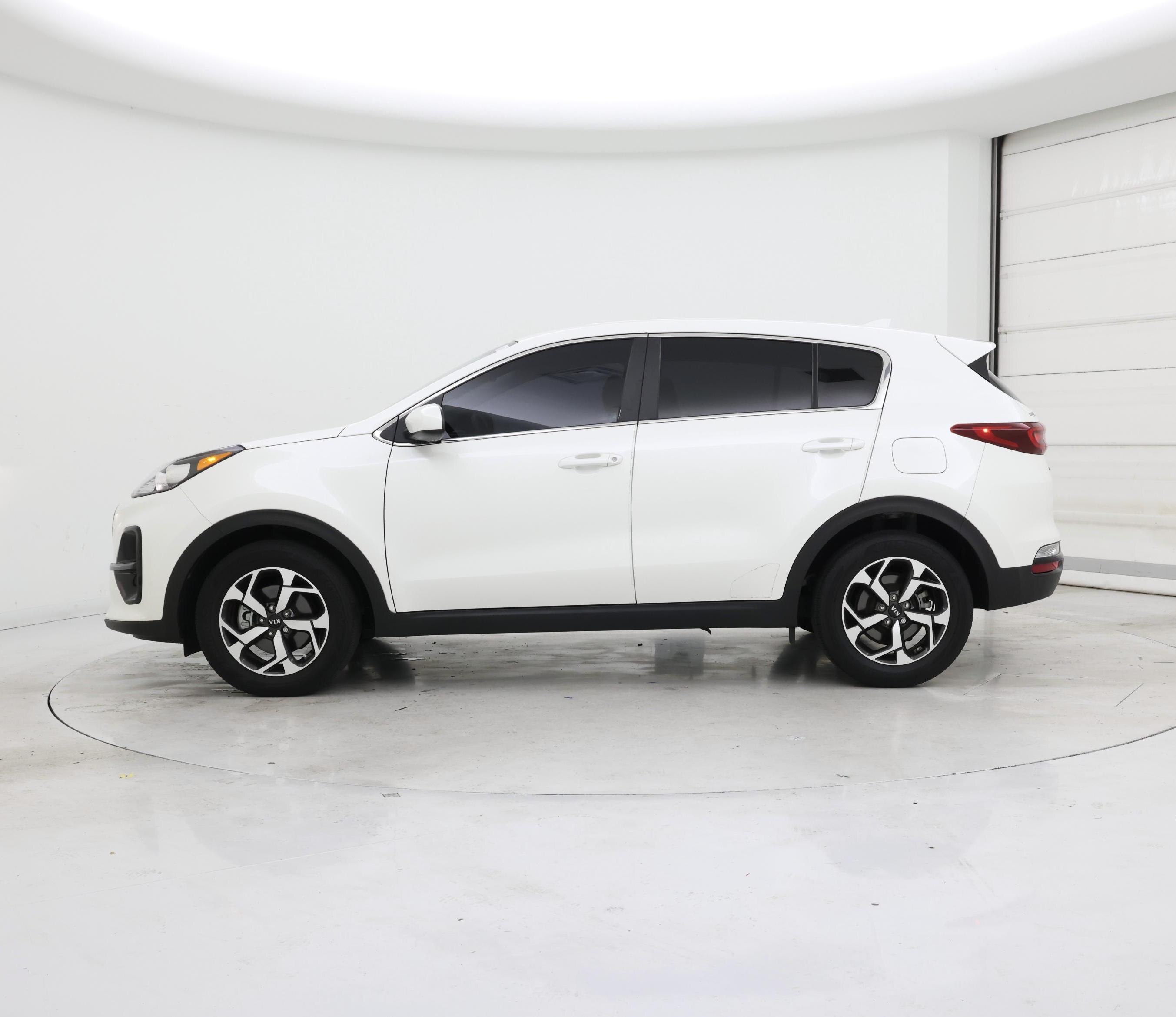 Thumbnail: 2022 Kia Sportage - 3