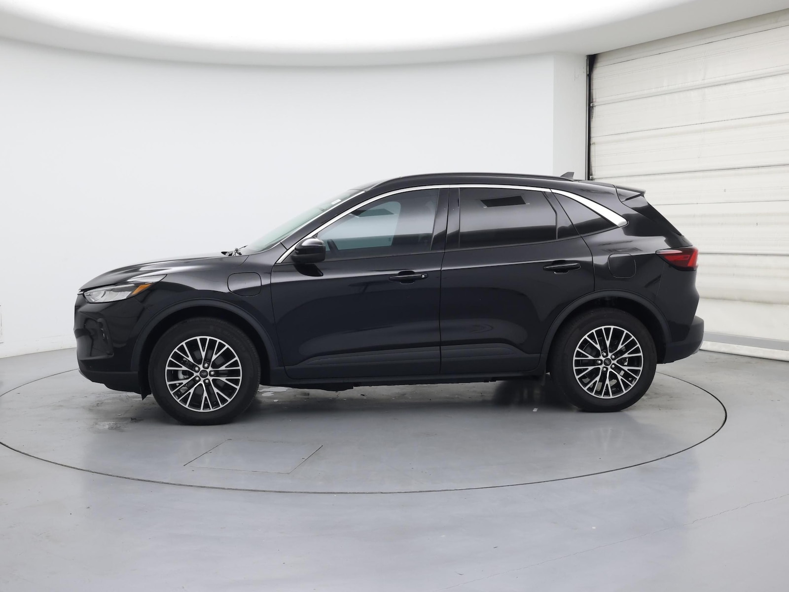 Image 4 of 2023 Ford Escape Plug In Hybrid