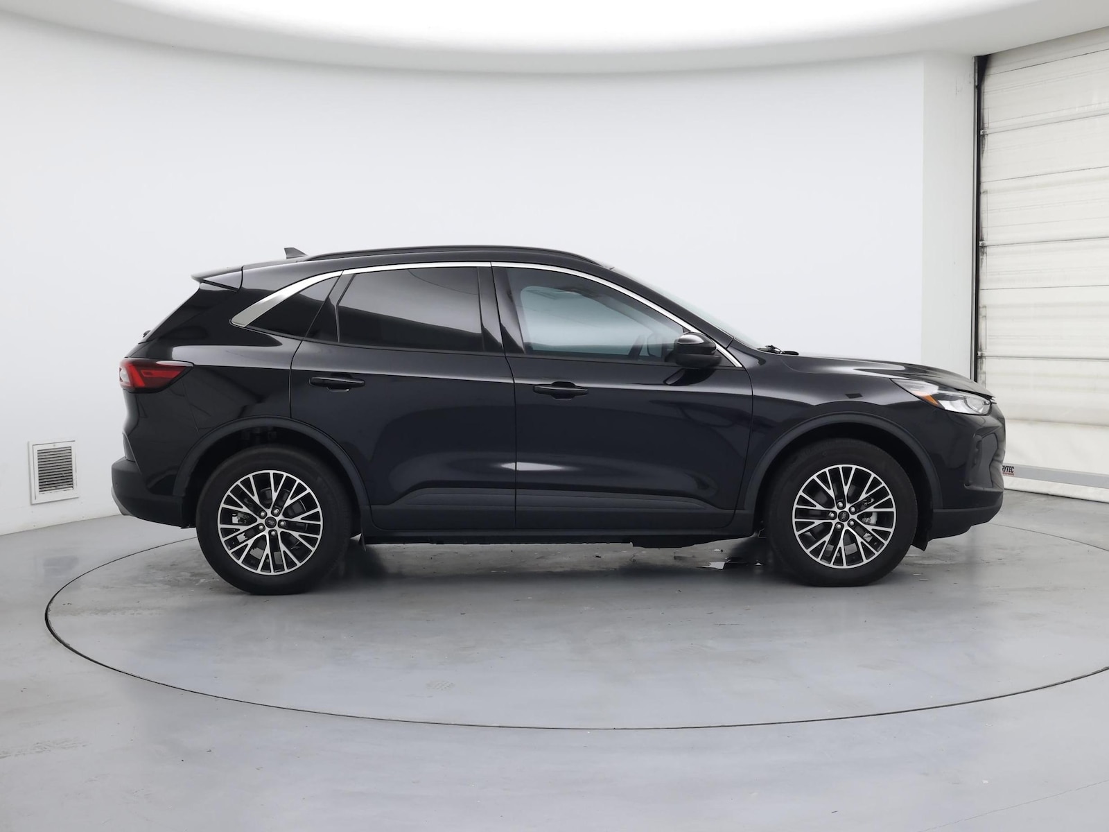 Image 8 of 2023 Ford Escape Plug In Hybrid