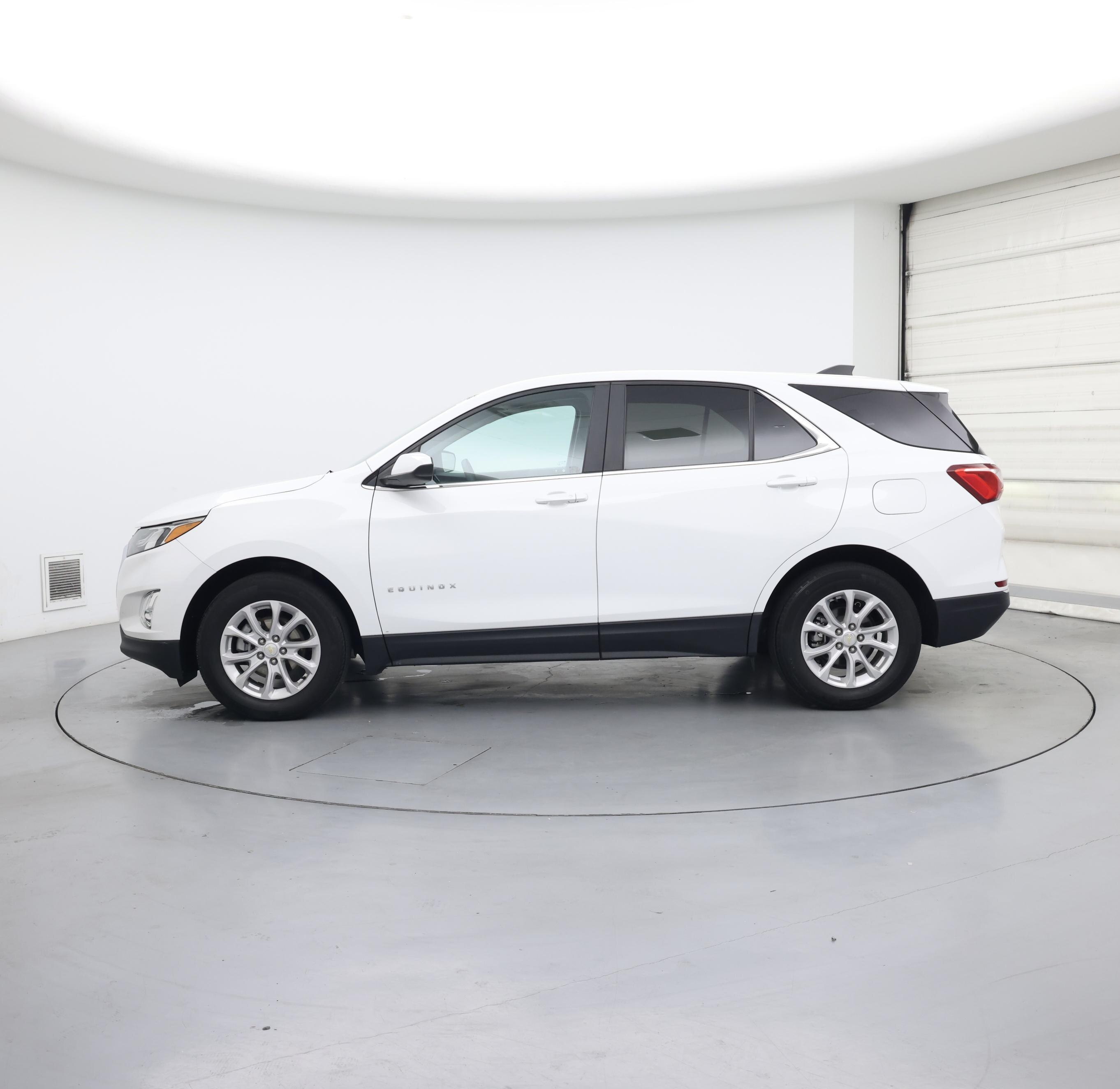 Thumbnail: 2021 Chevrolet Equinox - 3