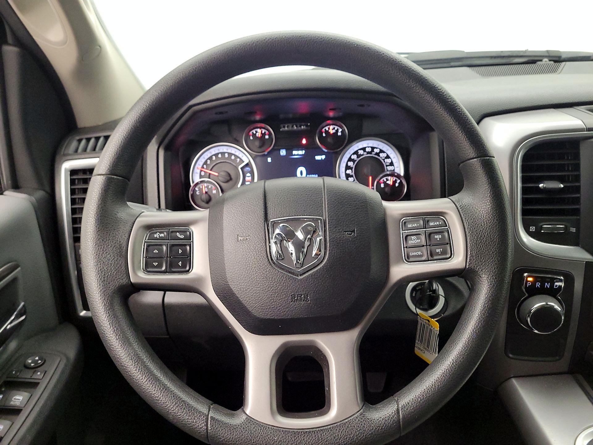 Thumbnail: 2023 RAM 1500 Classic - 10