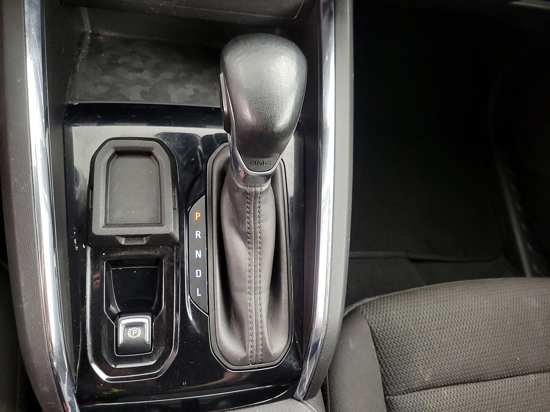 Thumbnail: 2024 GMC Canyon - 18