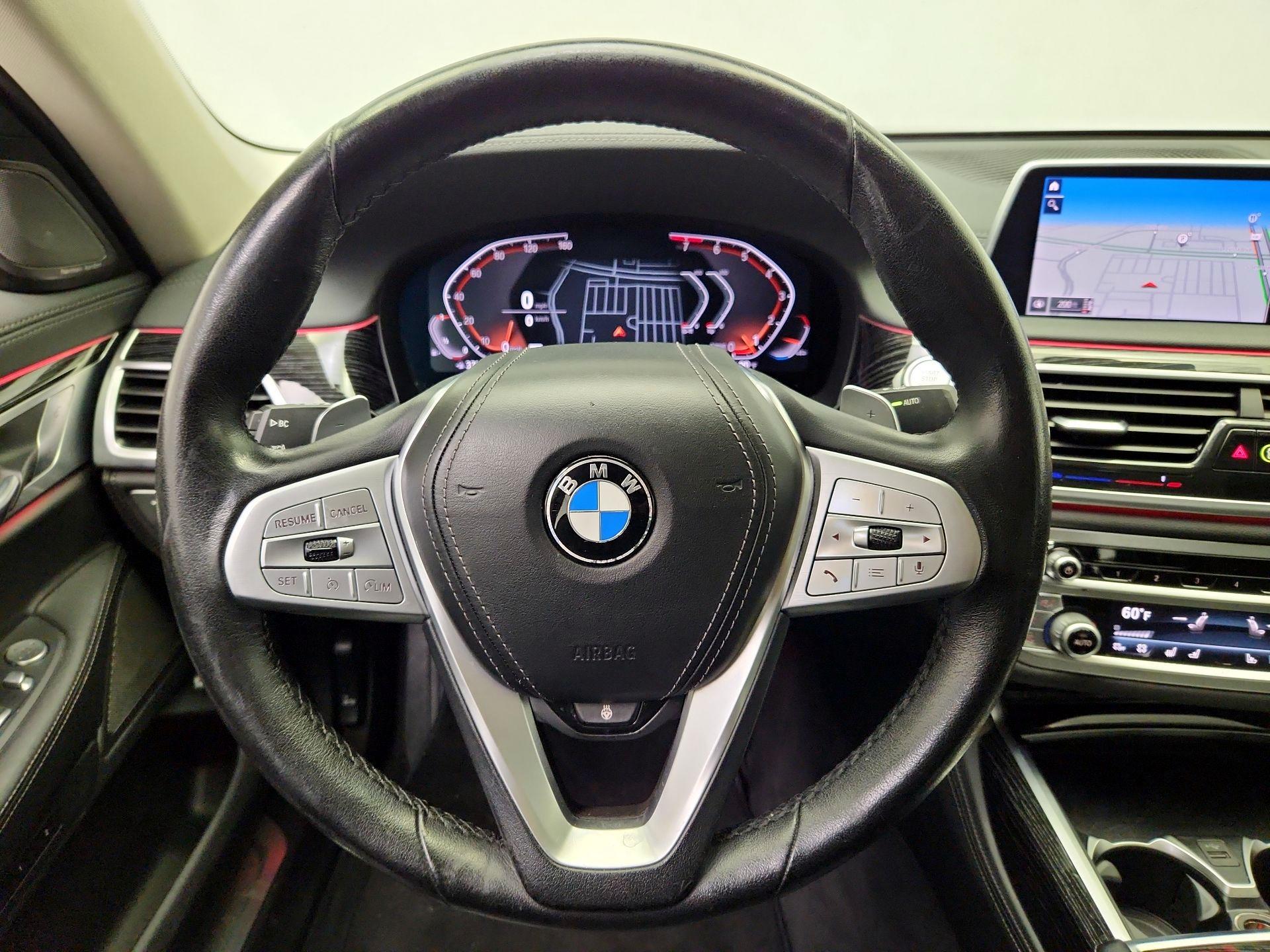 Thumbnail: 2022 BMW 7 Series - 10