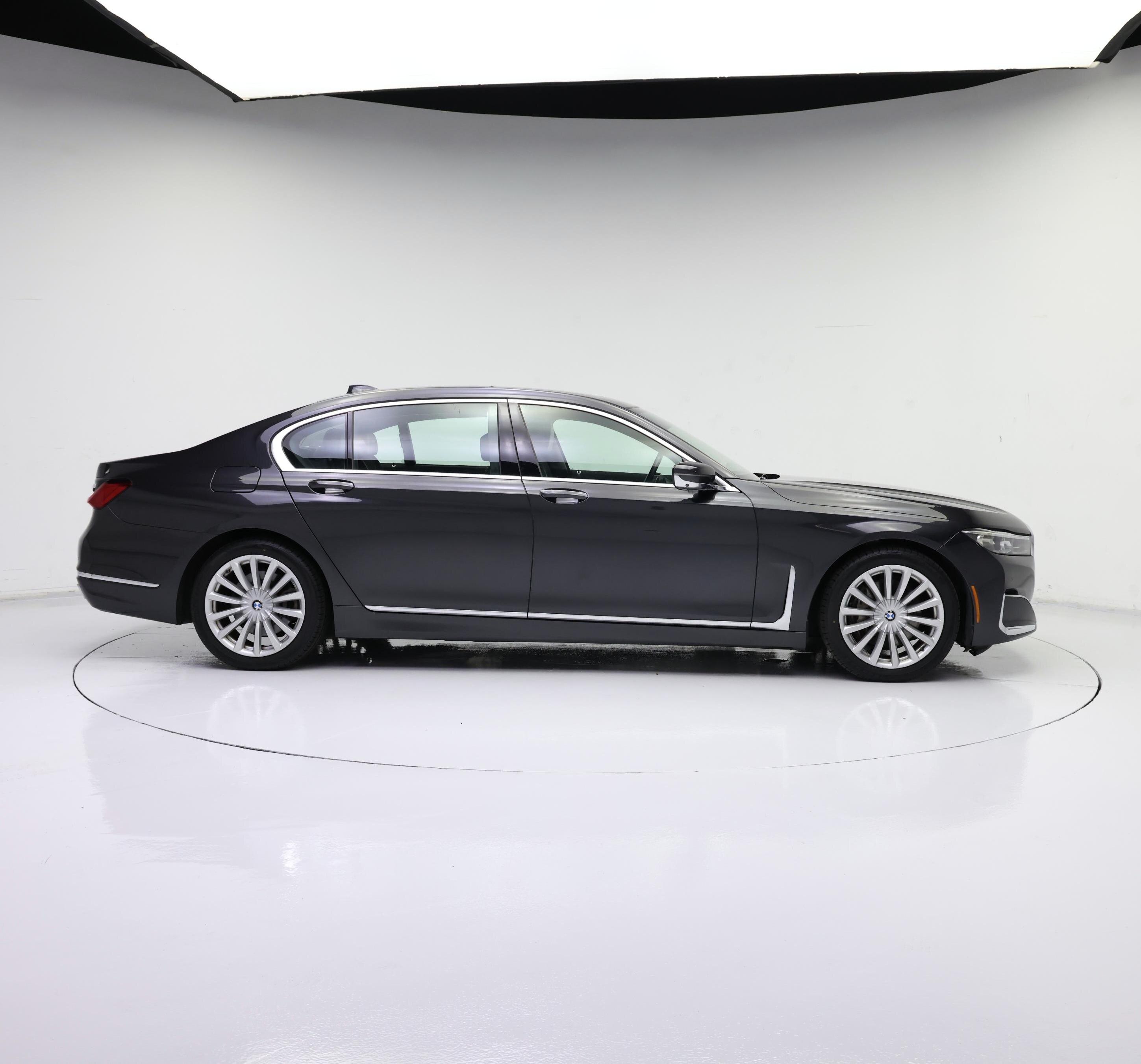 Thumbnail: 2022 BMW 7 Series - 7