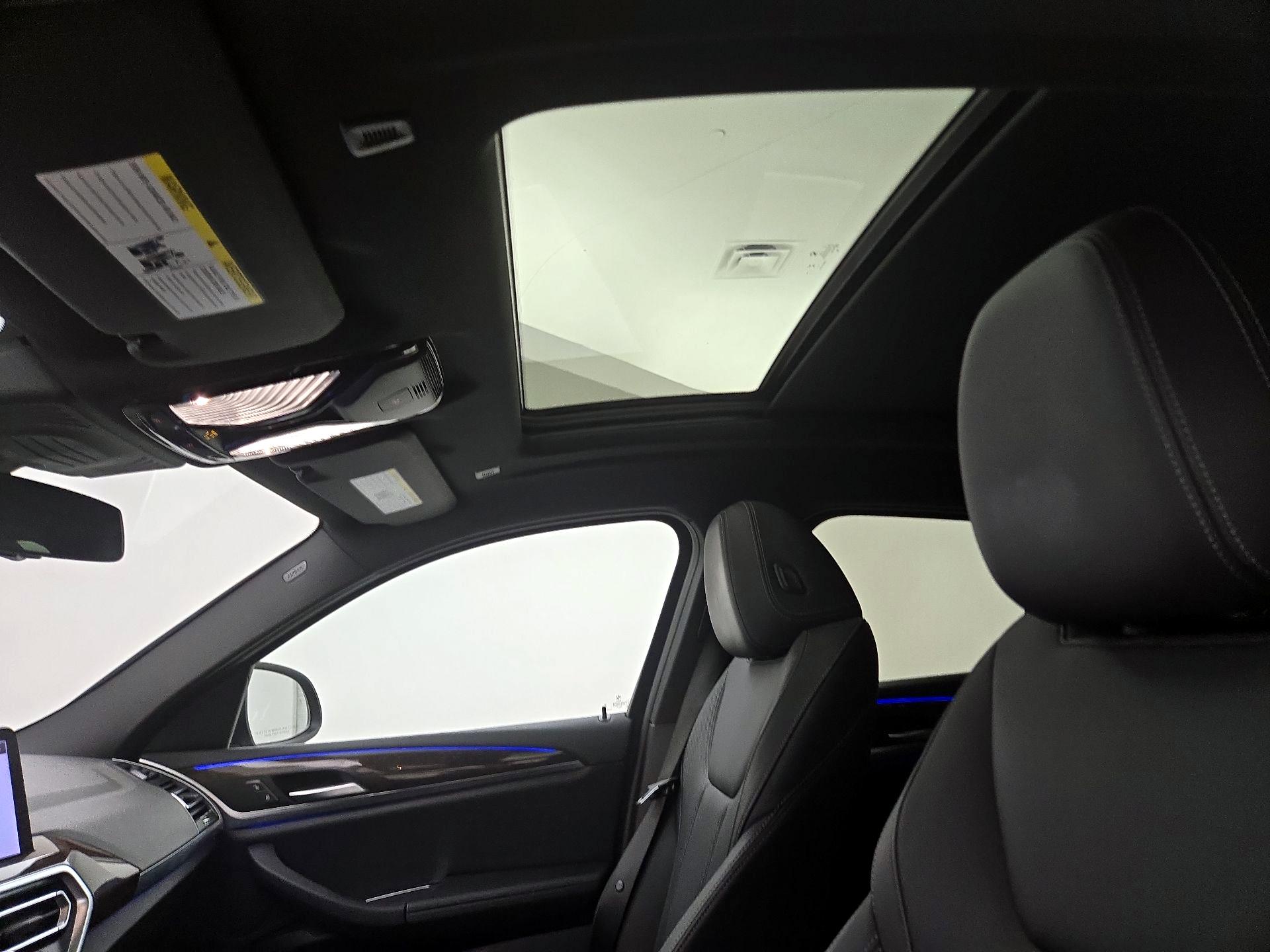 Thumbnail: 2024 BMW X4 - 20