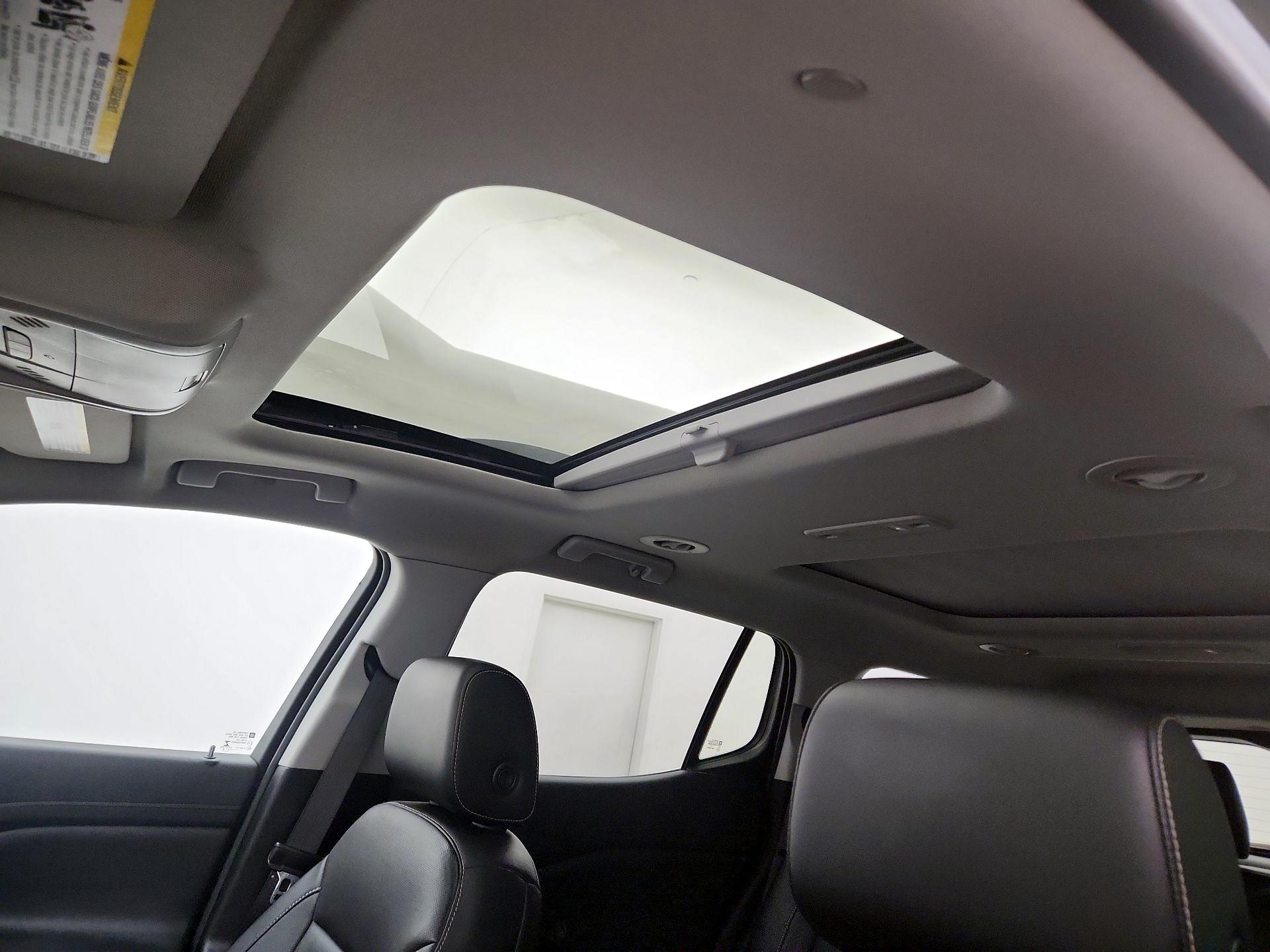 Thumbnail: 2019 GMC Acadia - 19