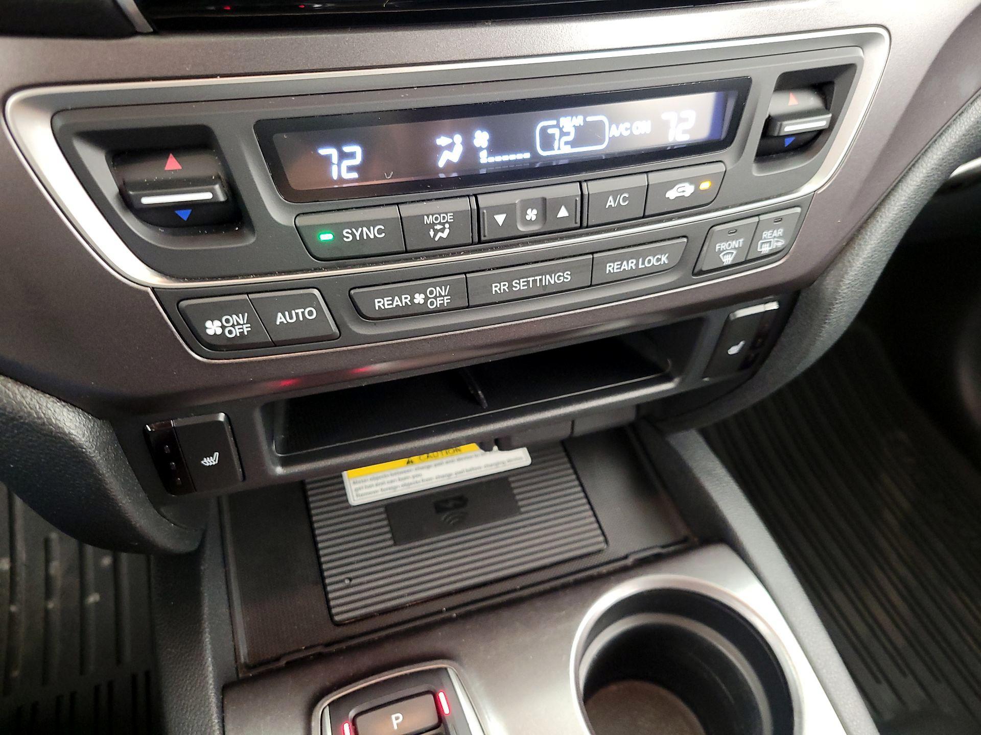 Thumbnail: 2021 Honda Pilot - 16