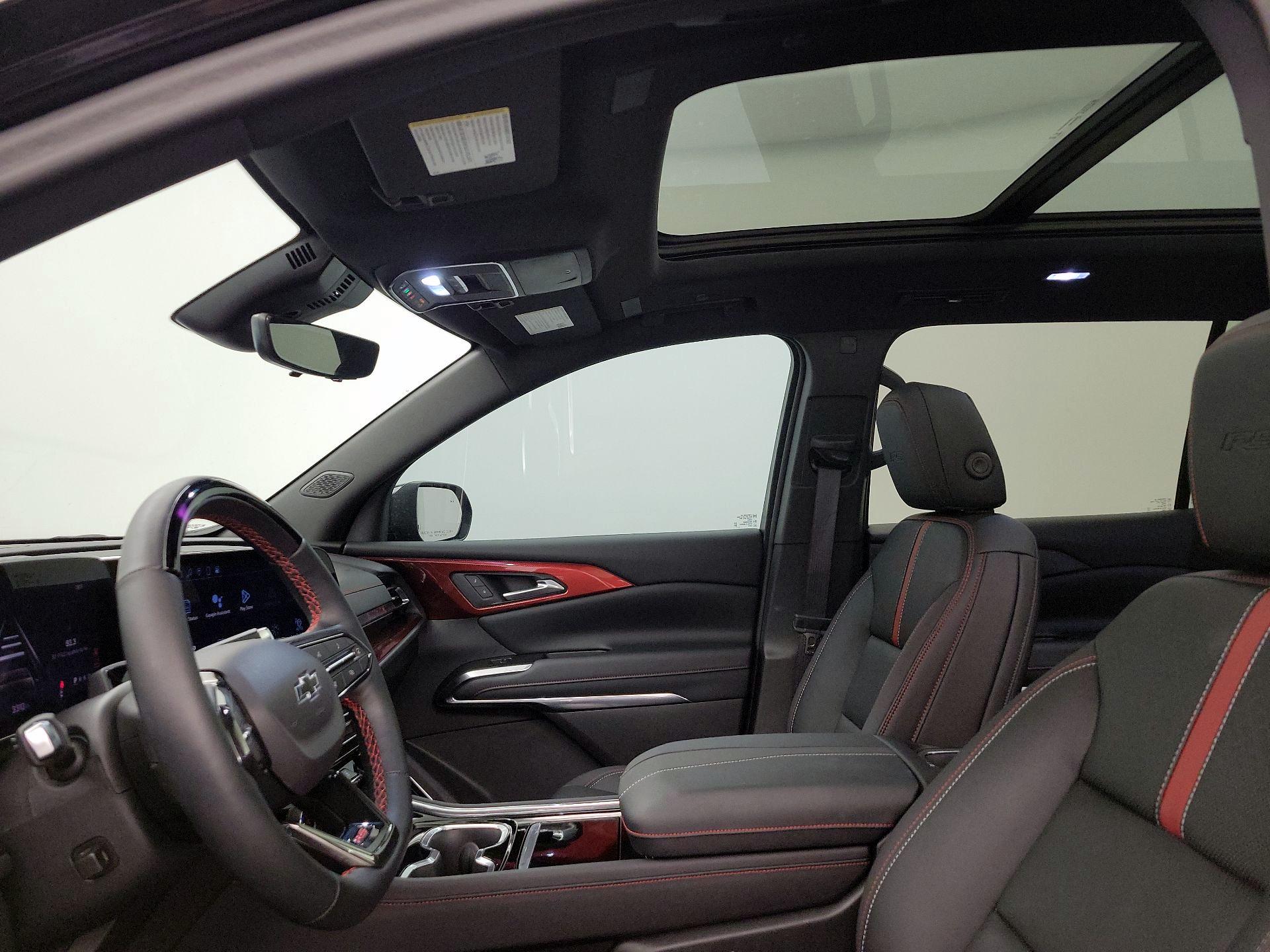Thumbnail: 2024 Chevrolet Traverse - 19