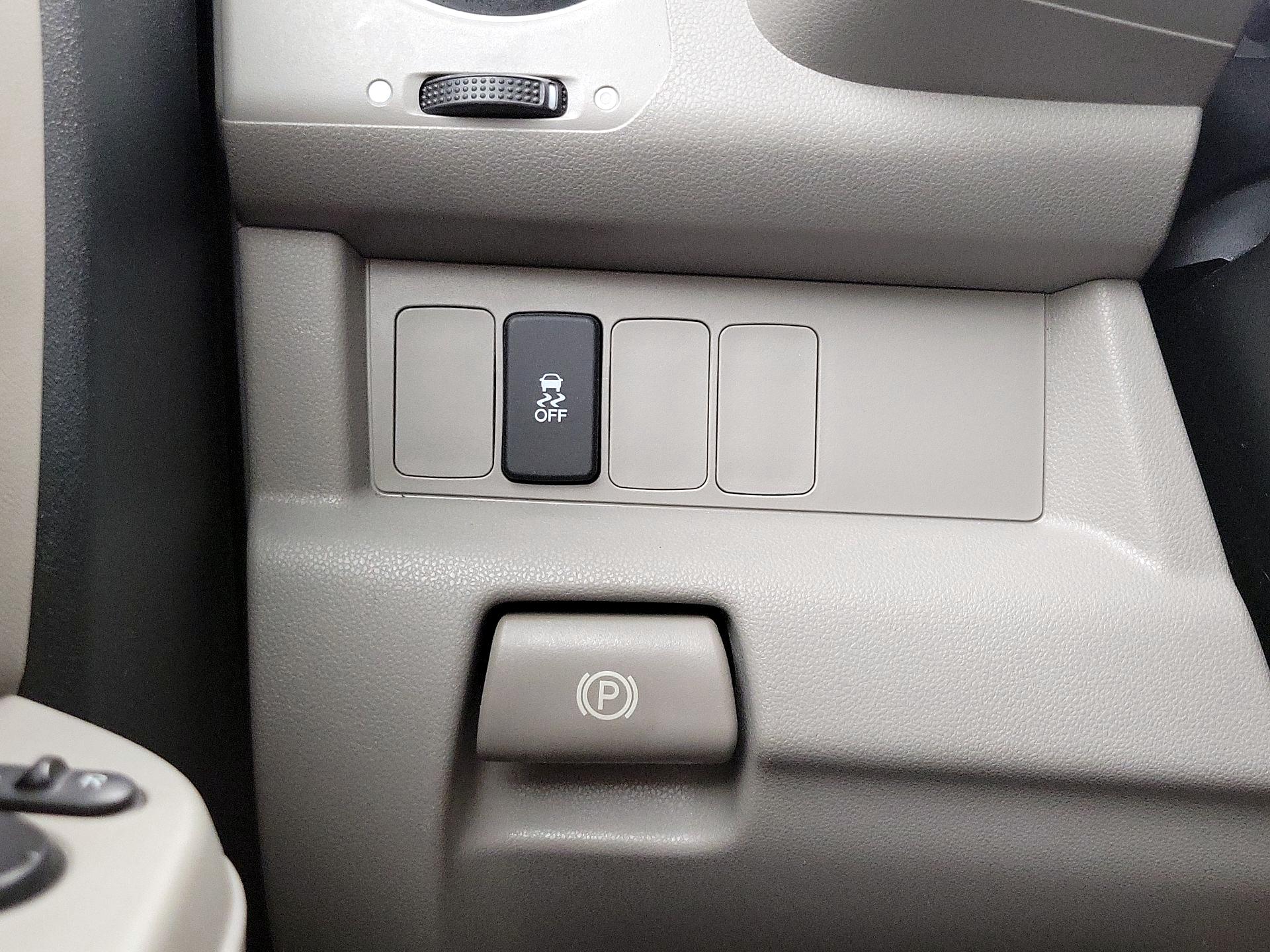 Thumbnail: 2015 Honda Pilot - 13