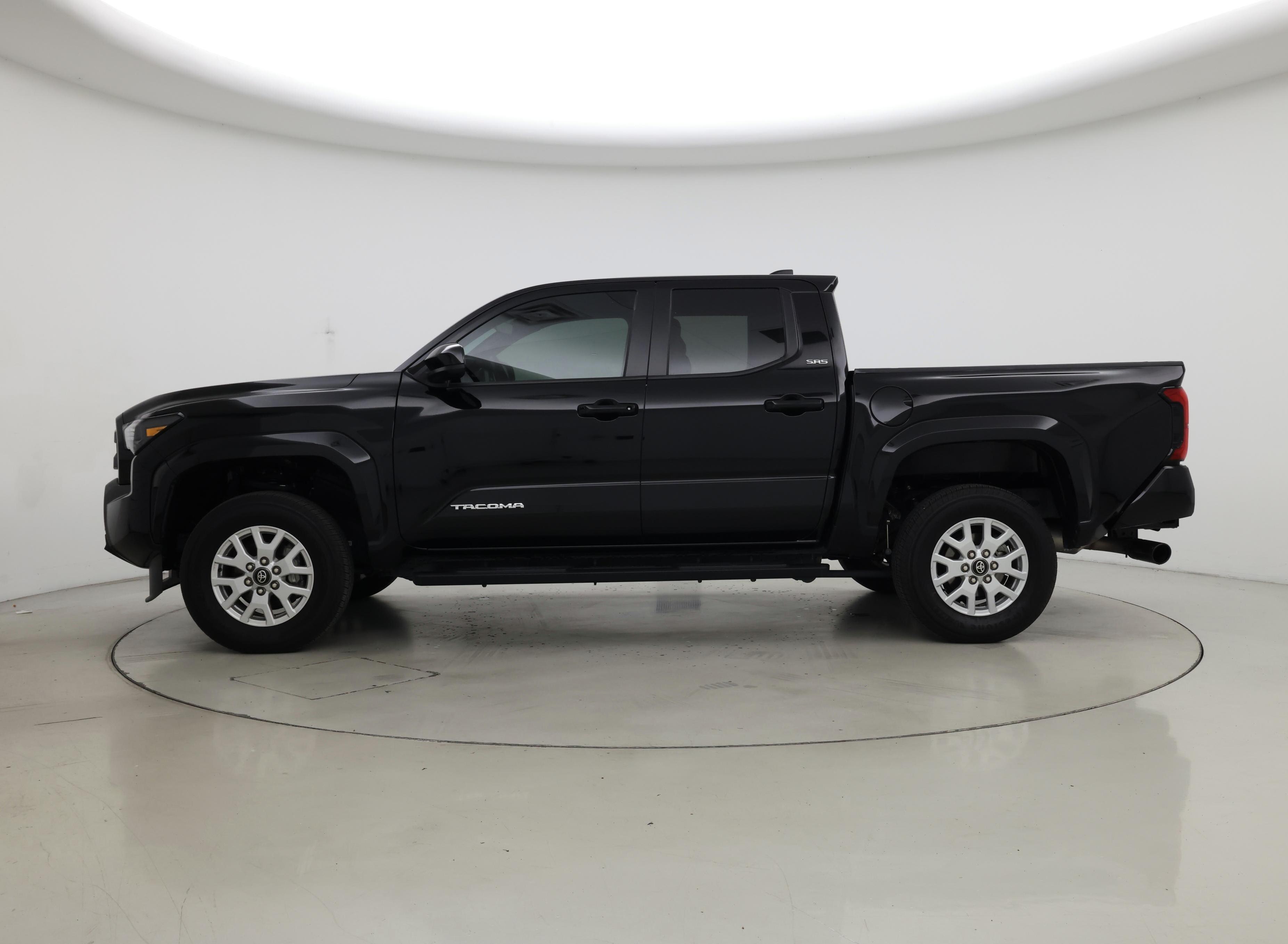 Thumbnail: 2024 Toyota Tacoma - 3