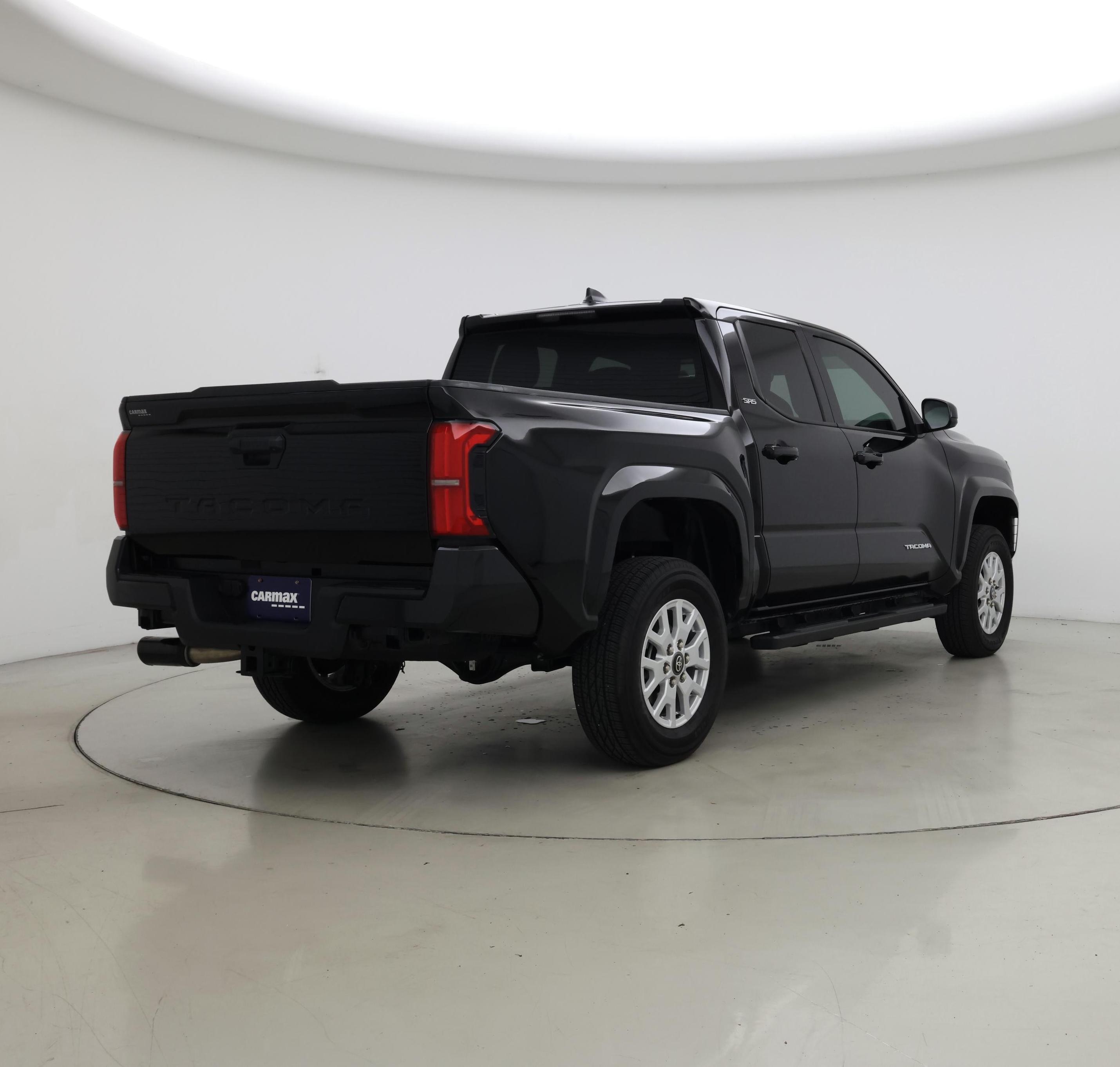 Thumbnail: 2024 Toyota Tacoma - 8