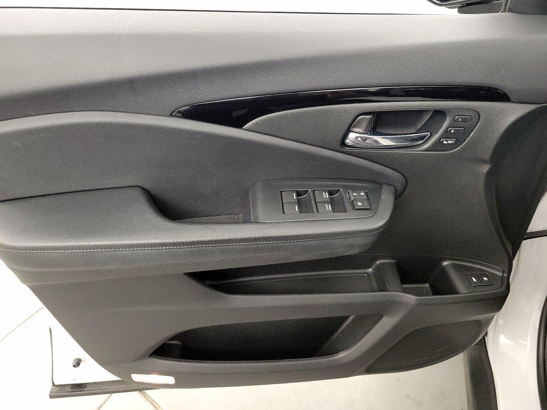 Thumbnail: 2021 Honda Pilot - 12