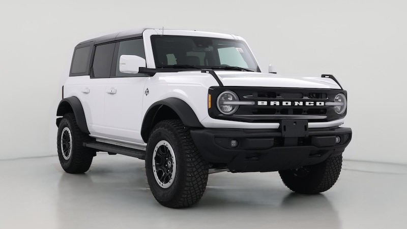 2024 Ford Bronco Outer Banks Hero Image