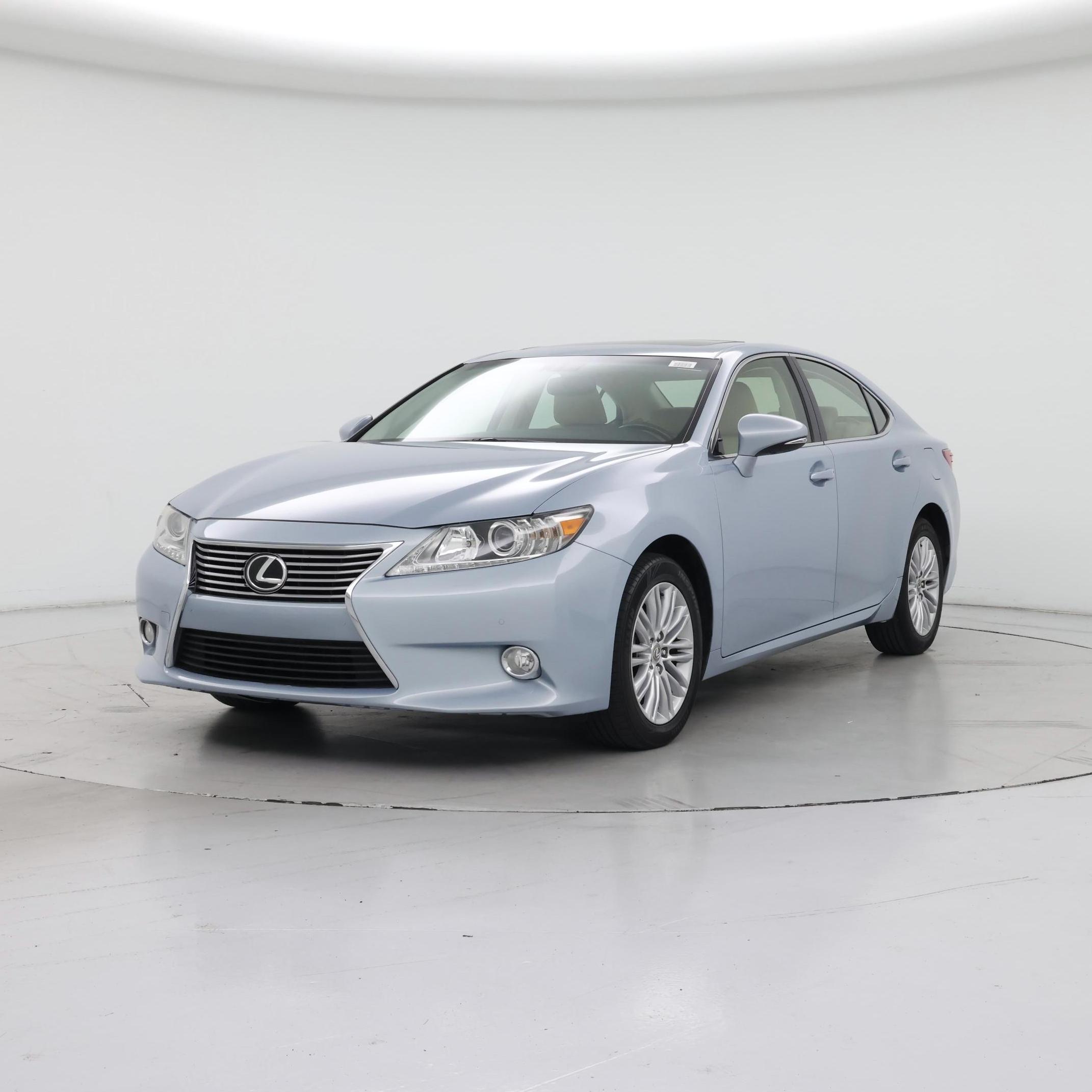 Thumbnail: 2013 Lexus ES - 4