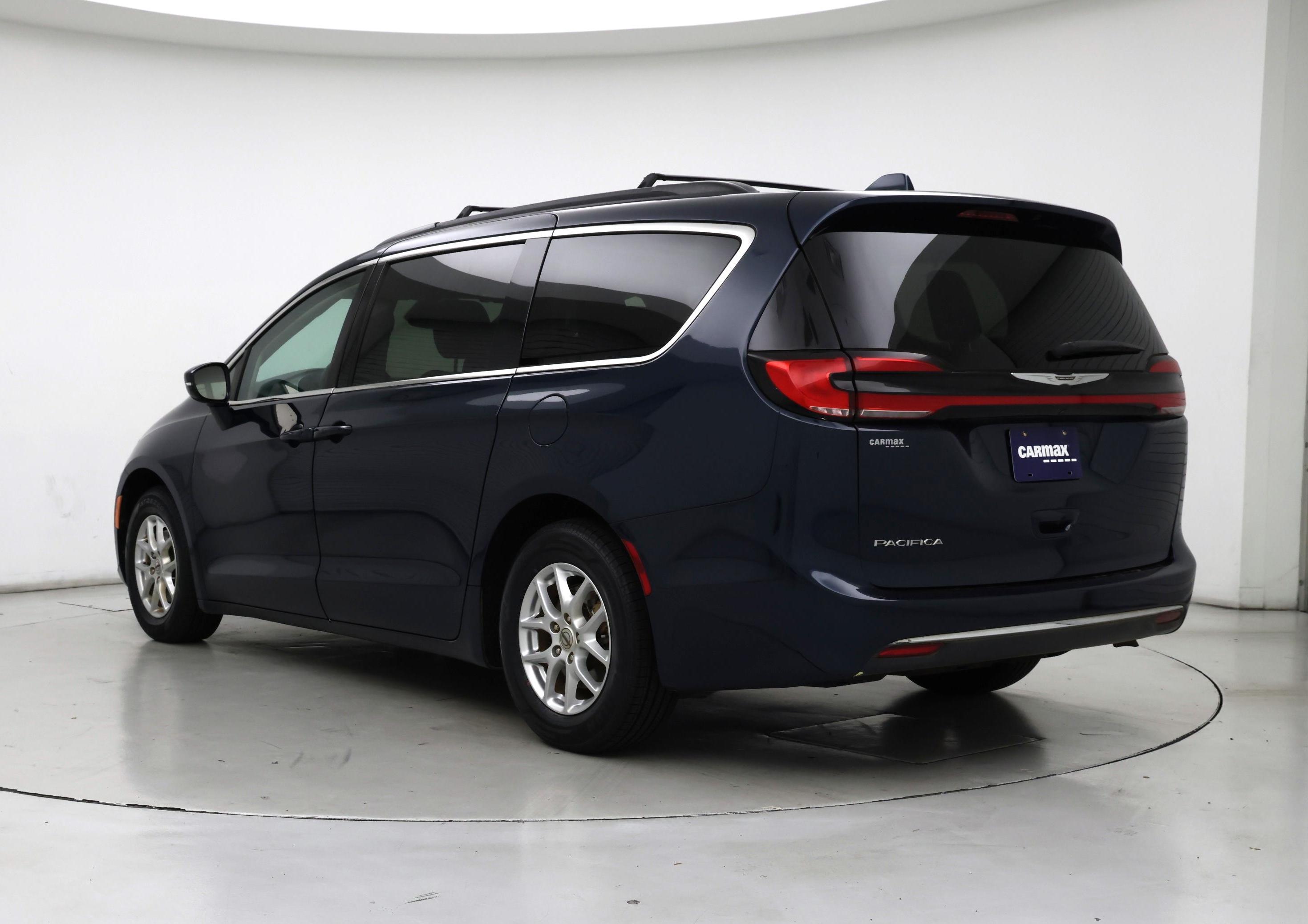 Thumbnail: 2022 Chrysler Pacifica - 2